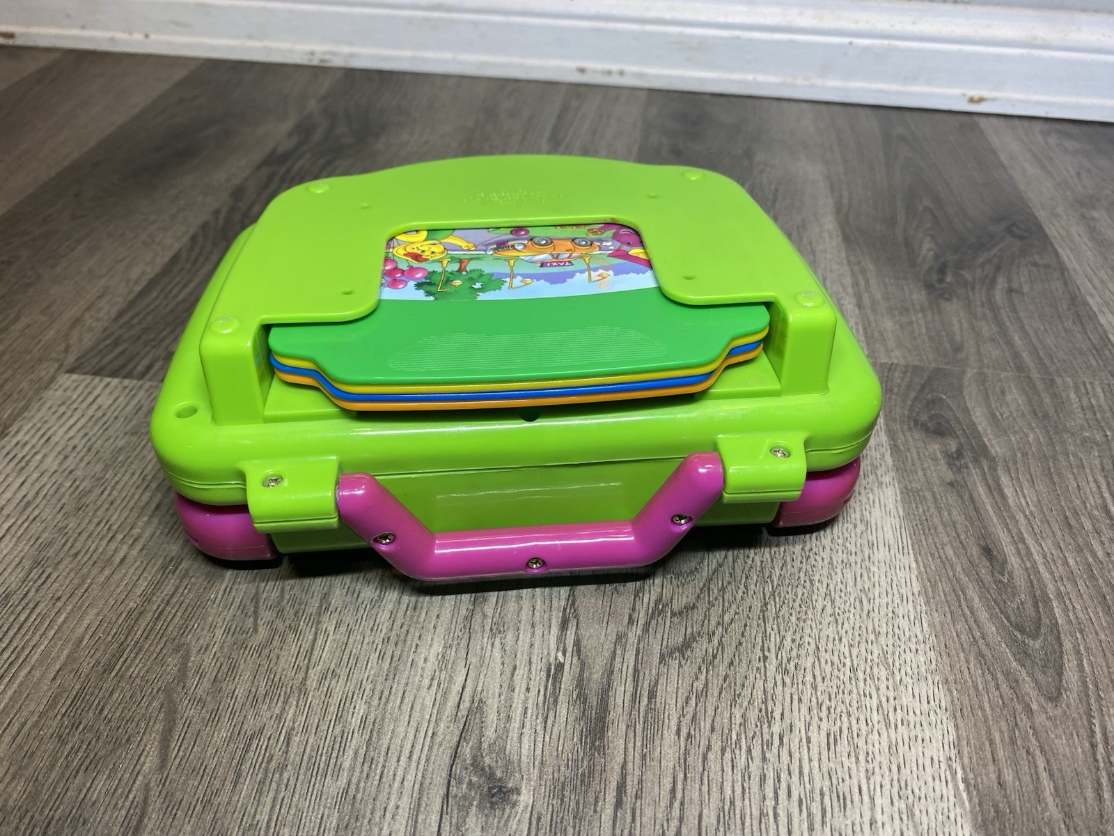 Vintage 2002 Barney and Friends Interactive Laptop With 4 Cartridges Mattel