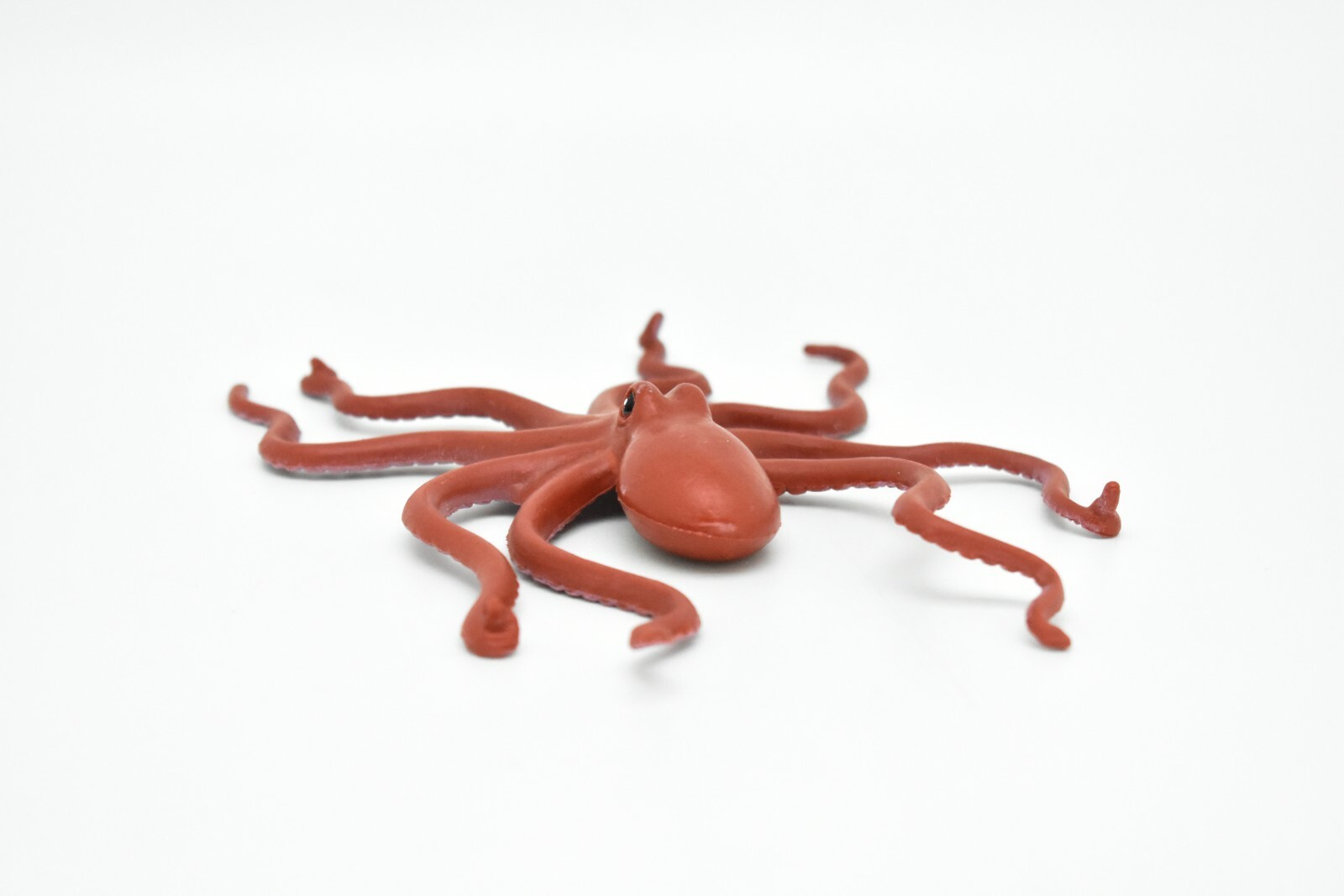 Octopus, Red, Realistic Very Nice Rubber Replica 5 1/2″ – CWG88 B238