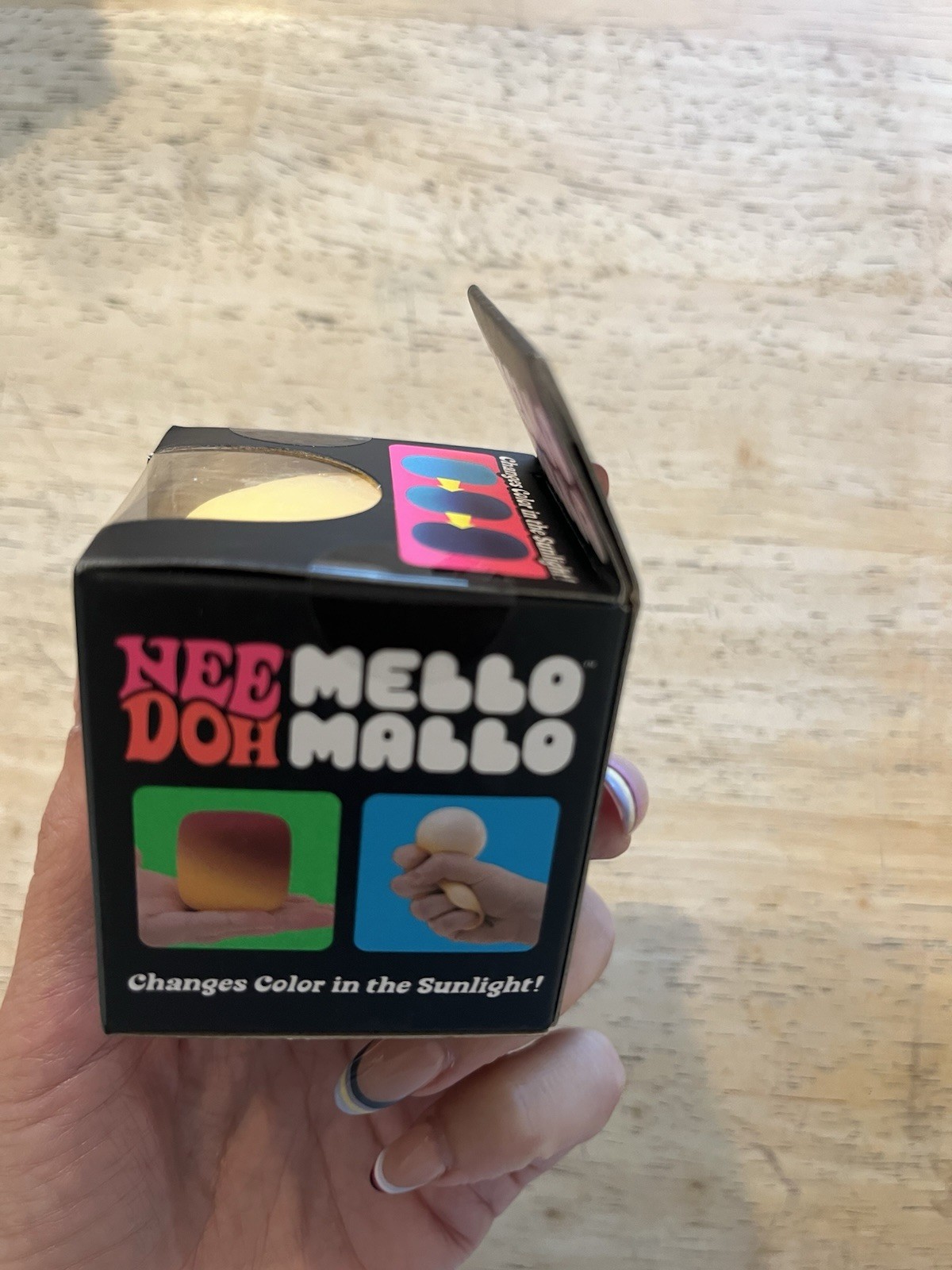 Schylling NeeDoh Mello Mallo Viral Fidget Toy UV Color Change Yellow Authentic