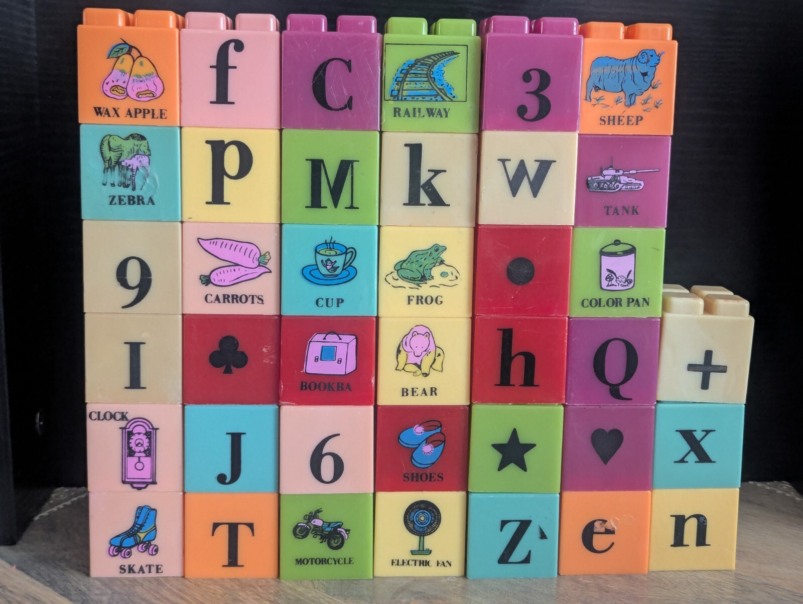 VTG ABC Learning Center Stackable Blocks Of Letters, Pictures, Numbers & Animals