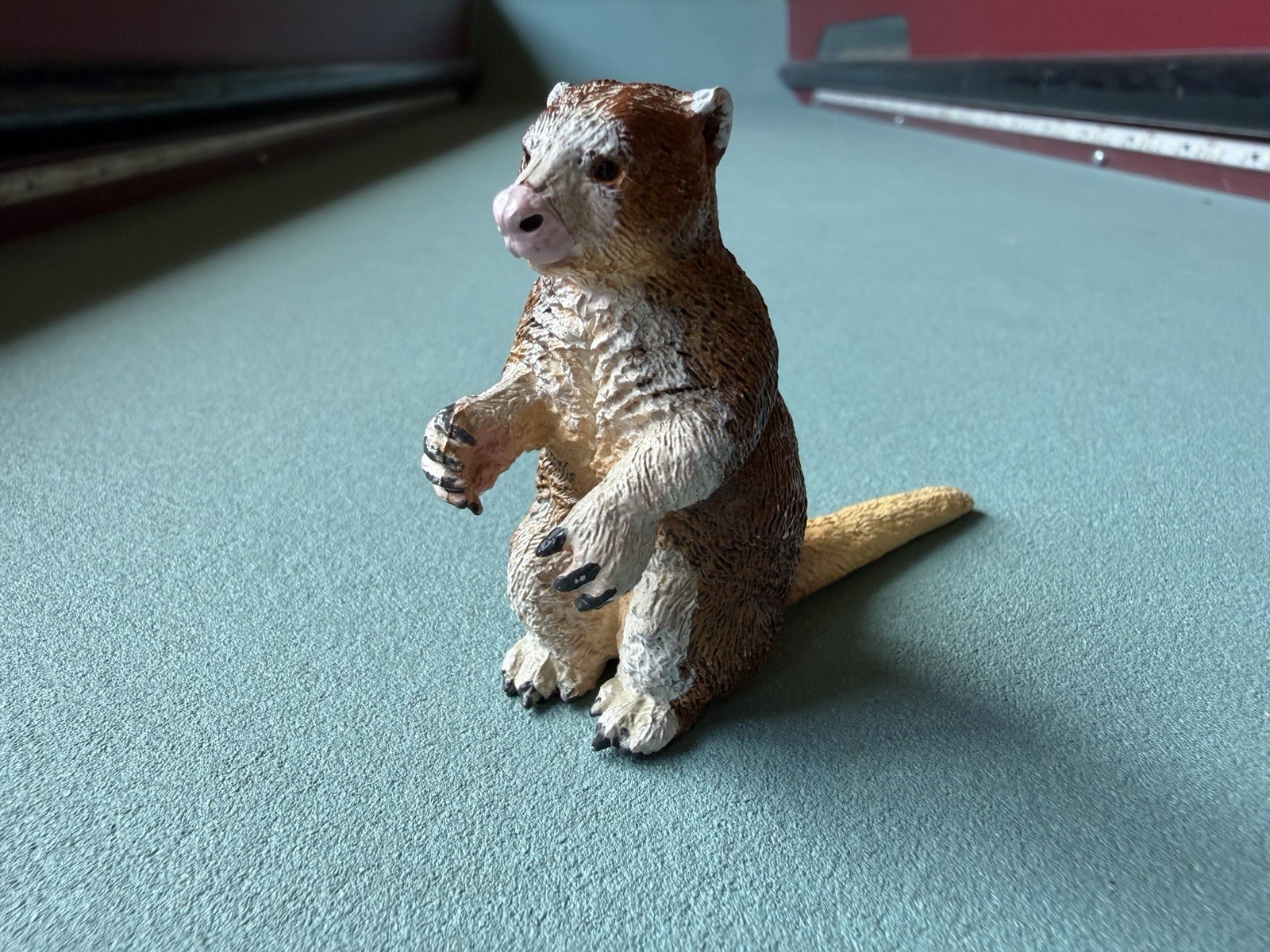 Safari Ltd 2020 Matschie ‘s Tree Kangaroo Figure Huon Endangered Wildlife Toy