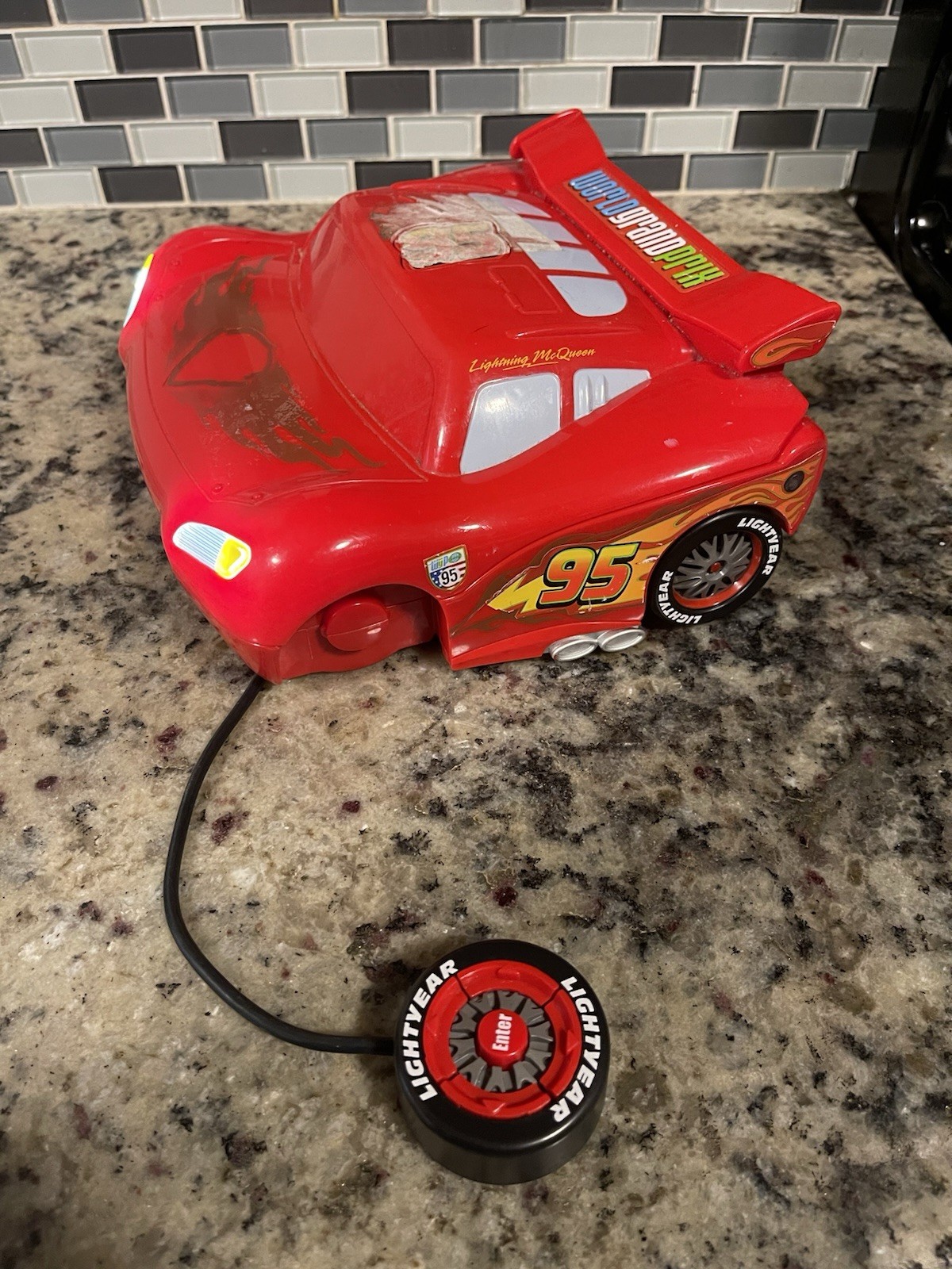 VTech Disney Pixar Cars 2 Lightning McQueen Learning Laptop Half Of Screen Works