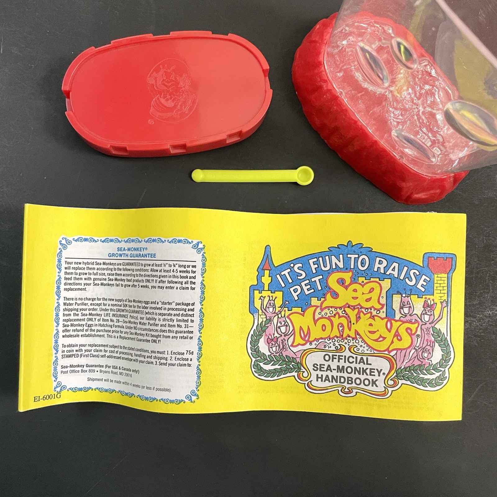 VTG 1987 Sea Monkeys Aquarium Classic Red Base w/ Handbook Ocean Zoo – No Eggs
