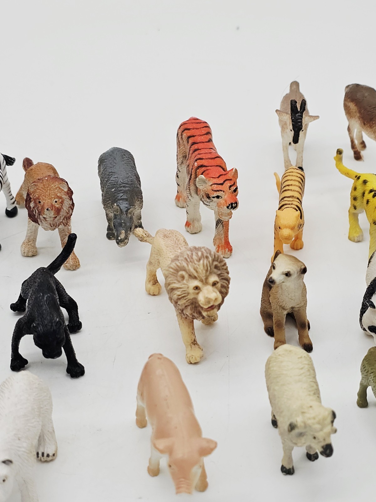 Large Lot of 36 Small 2″ Jungle Wild Farm Animals Plastic Toy Figures Pretend