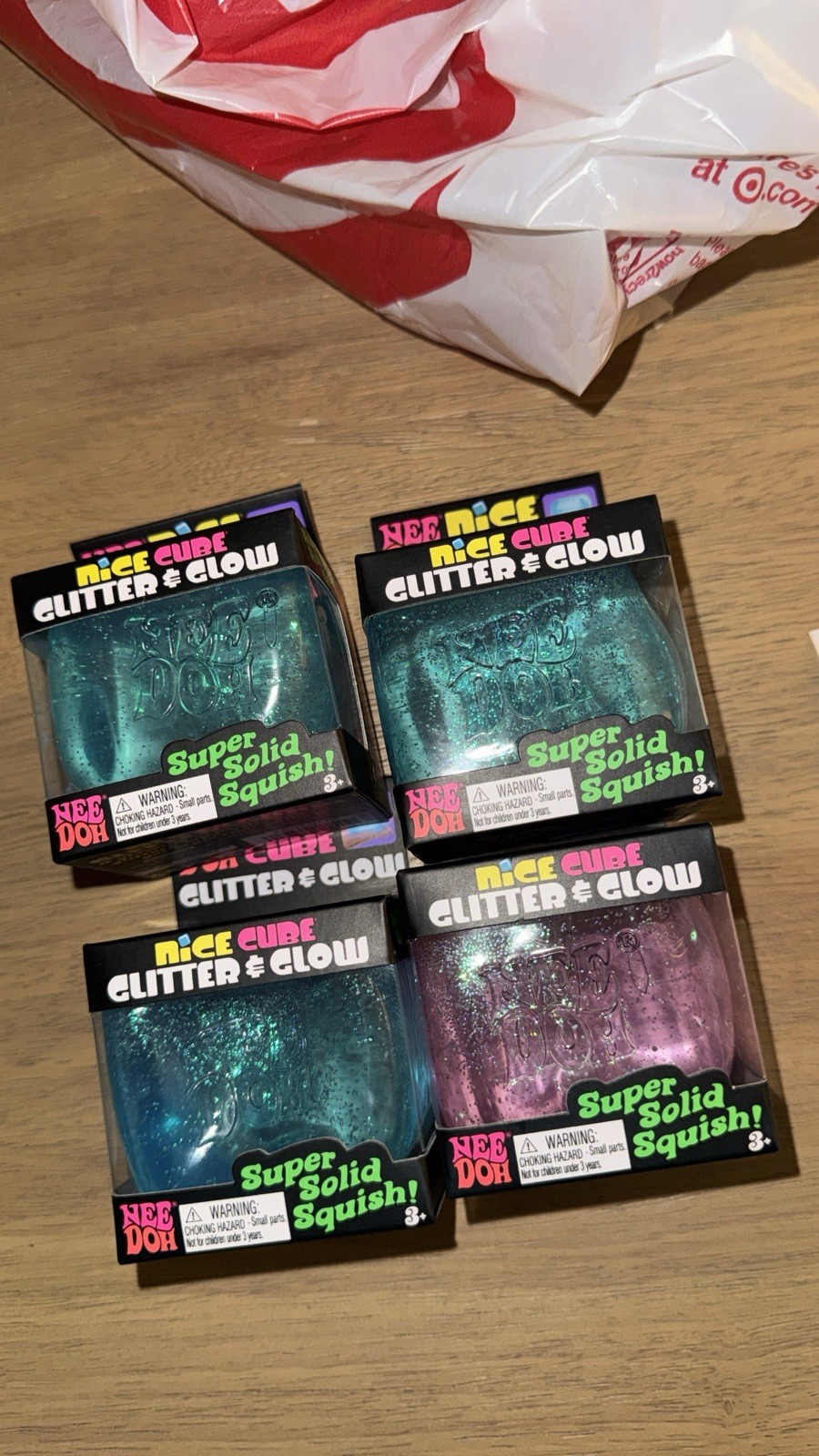 NeeDoh Nice Cube Glitter and Glow
