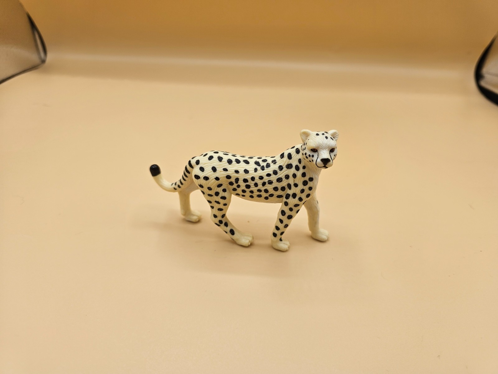 Rare Retired McDonald’s Cheetah Animal Toy Figure 1998