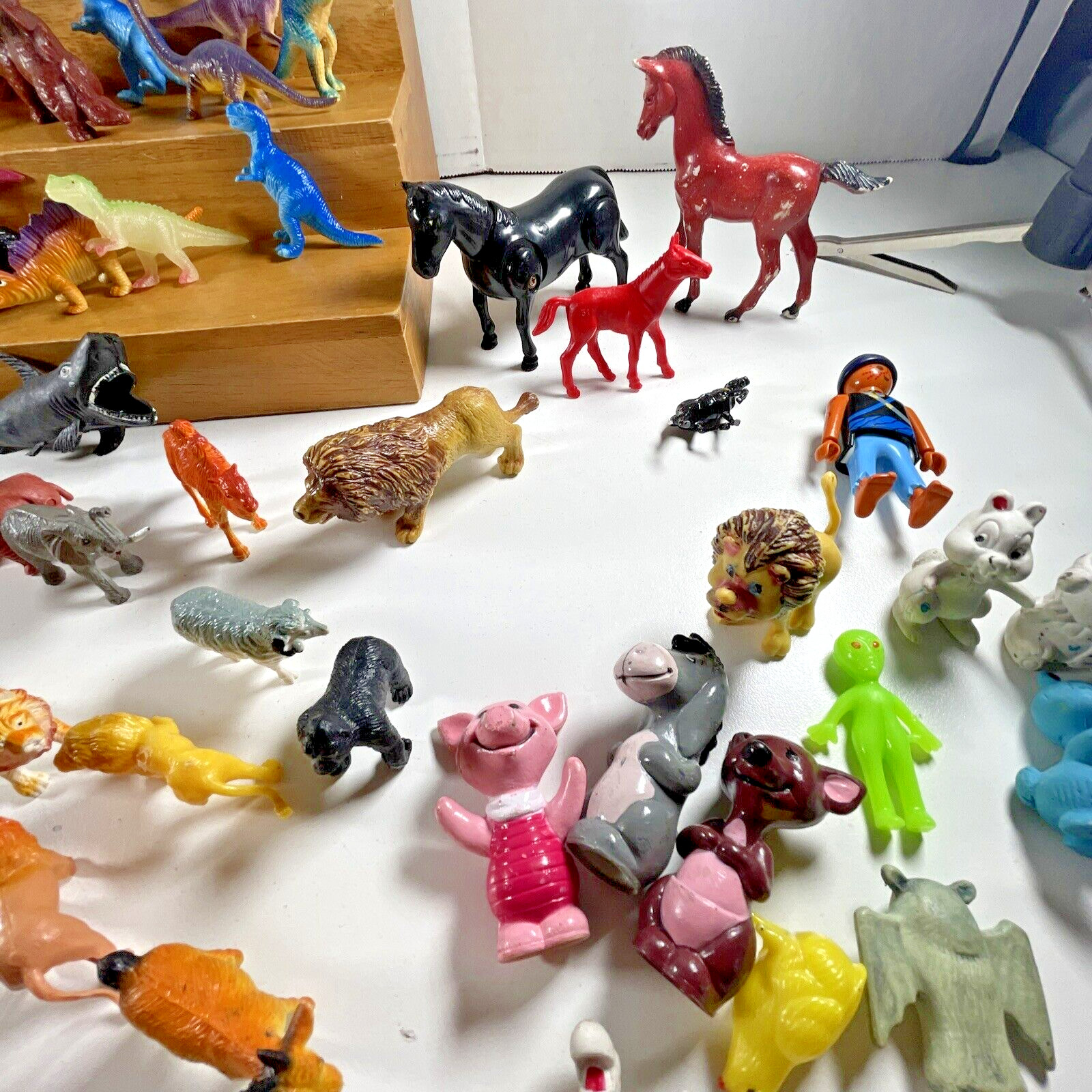 Estate TOY BOX LOT of 65 Miniature Toy Plastic Animal, Dinos + Figures
