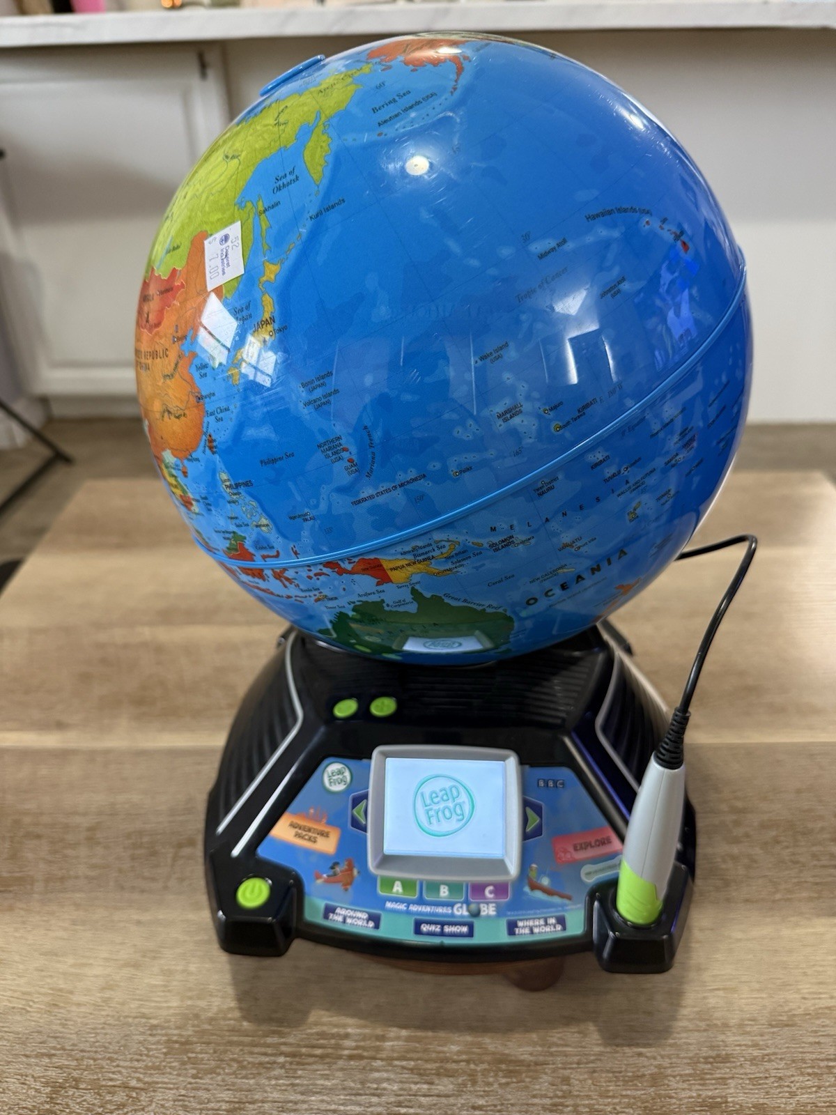 LeapFrog 80-605400 Magic Adventures Globe