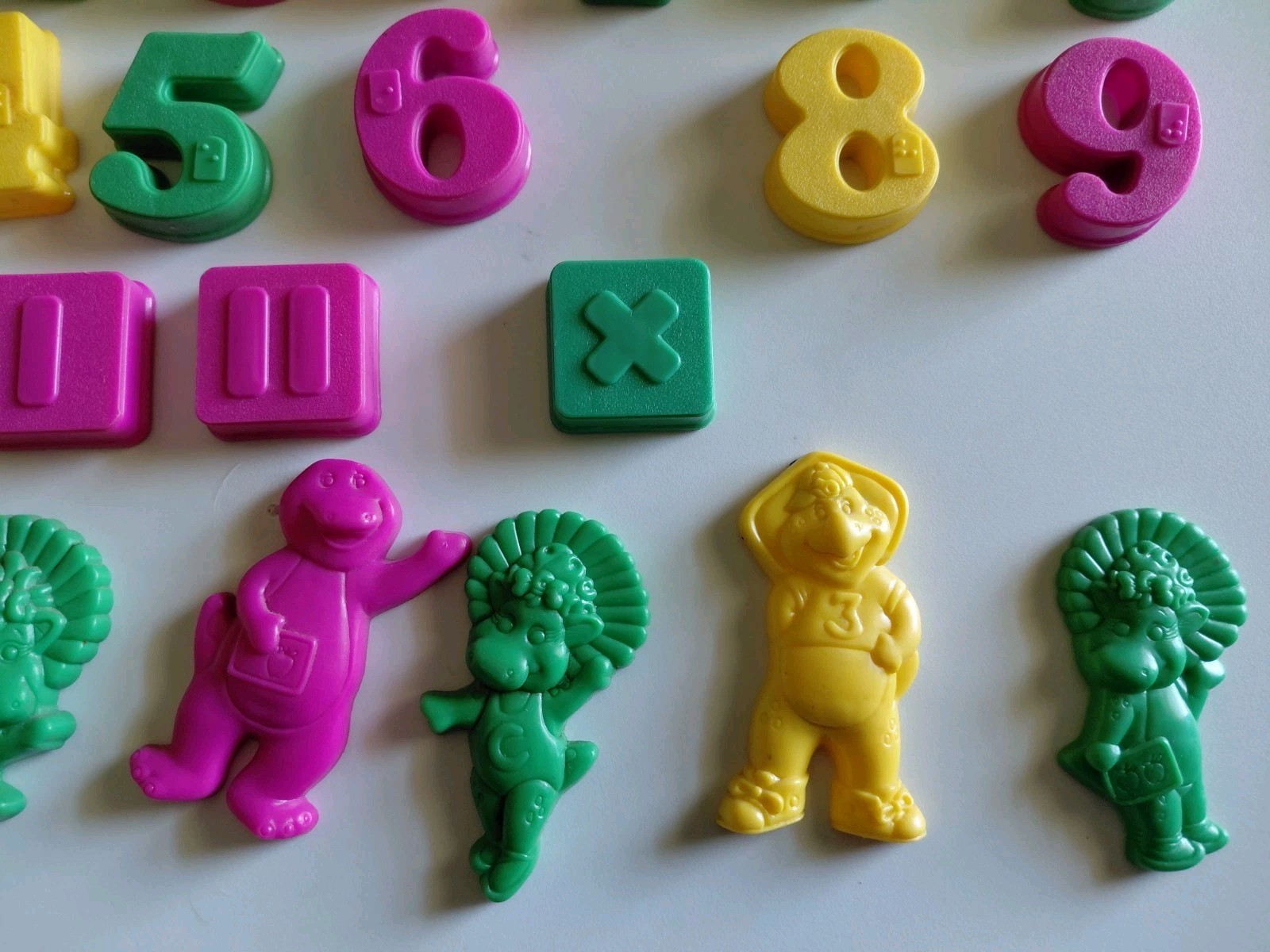 Vtg 1997 Barney & Friends Magnetic Numbers set BJ Baby Bop 30 Pieces 90s