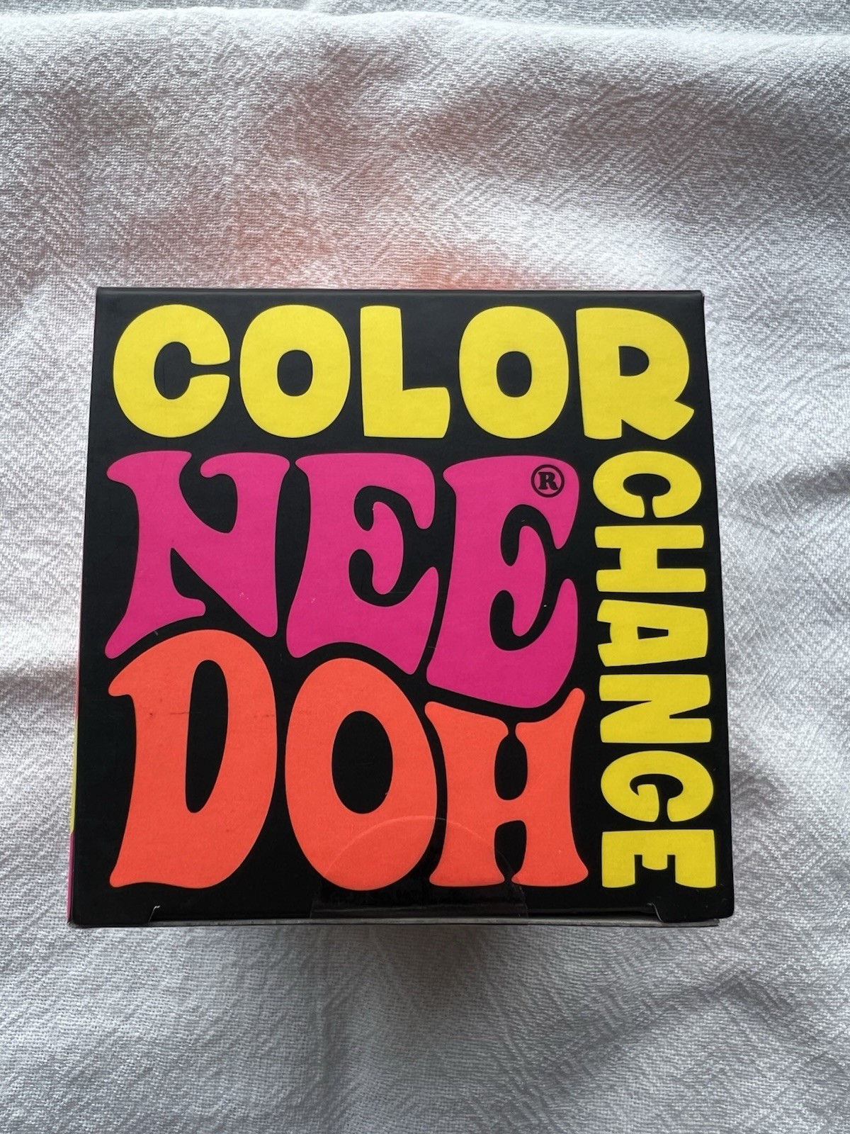 Nee Doh Schylling COLOR CHANGING Squeeze Fidget Toy Yellow Needoh US seller REAL
