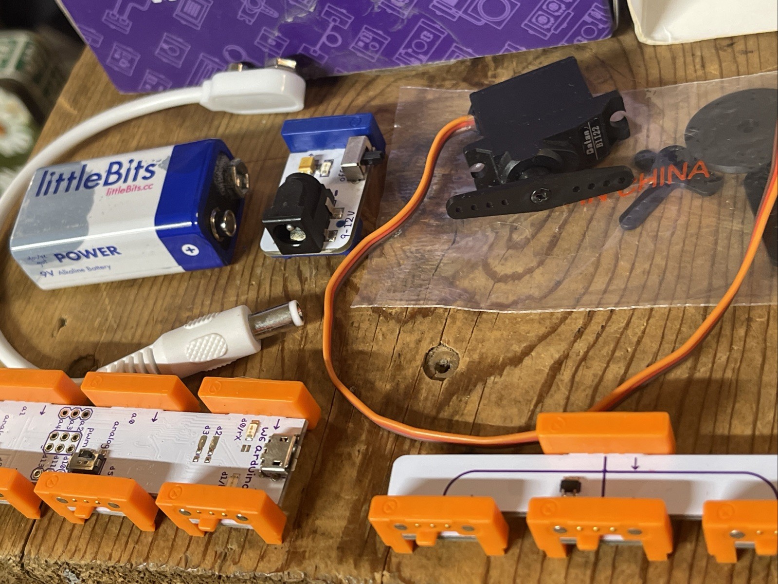 littleBits Arduino Coding Kit – STEM Learning Kit – Used W/ Extras