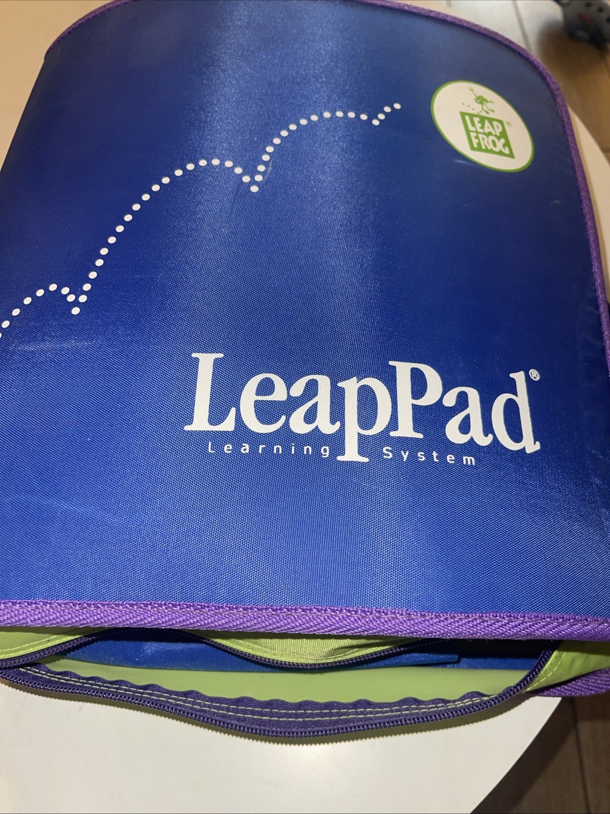 Vintage 2001 LeapFrog Leap Pad Learning System Console/Case/Books/Games