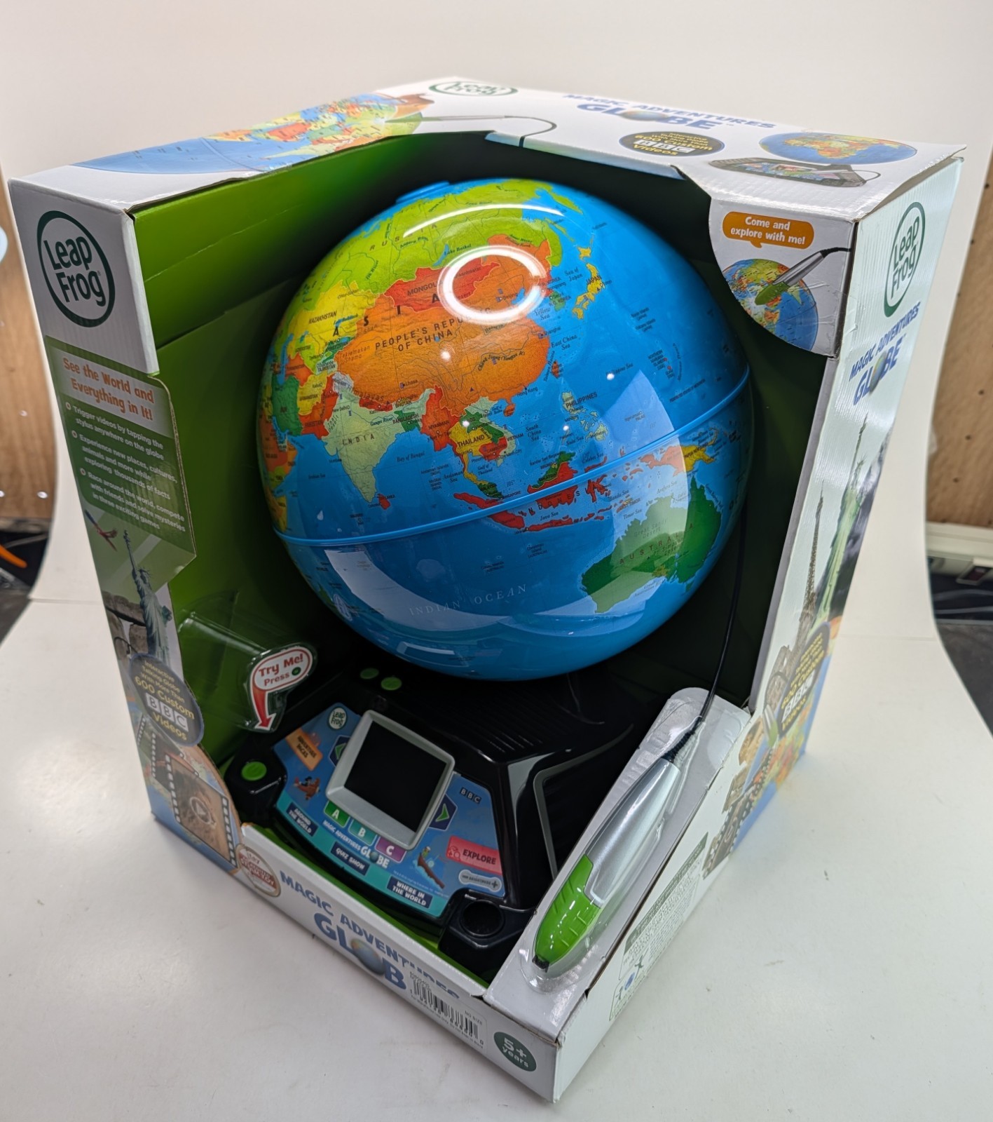 LeapFrog Magic Adventures Globe Interactive World Navigation – Please Read