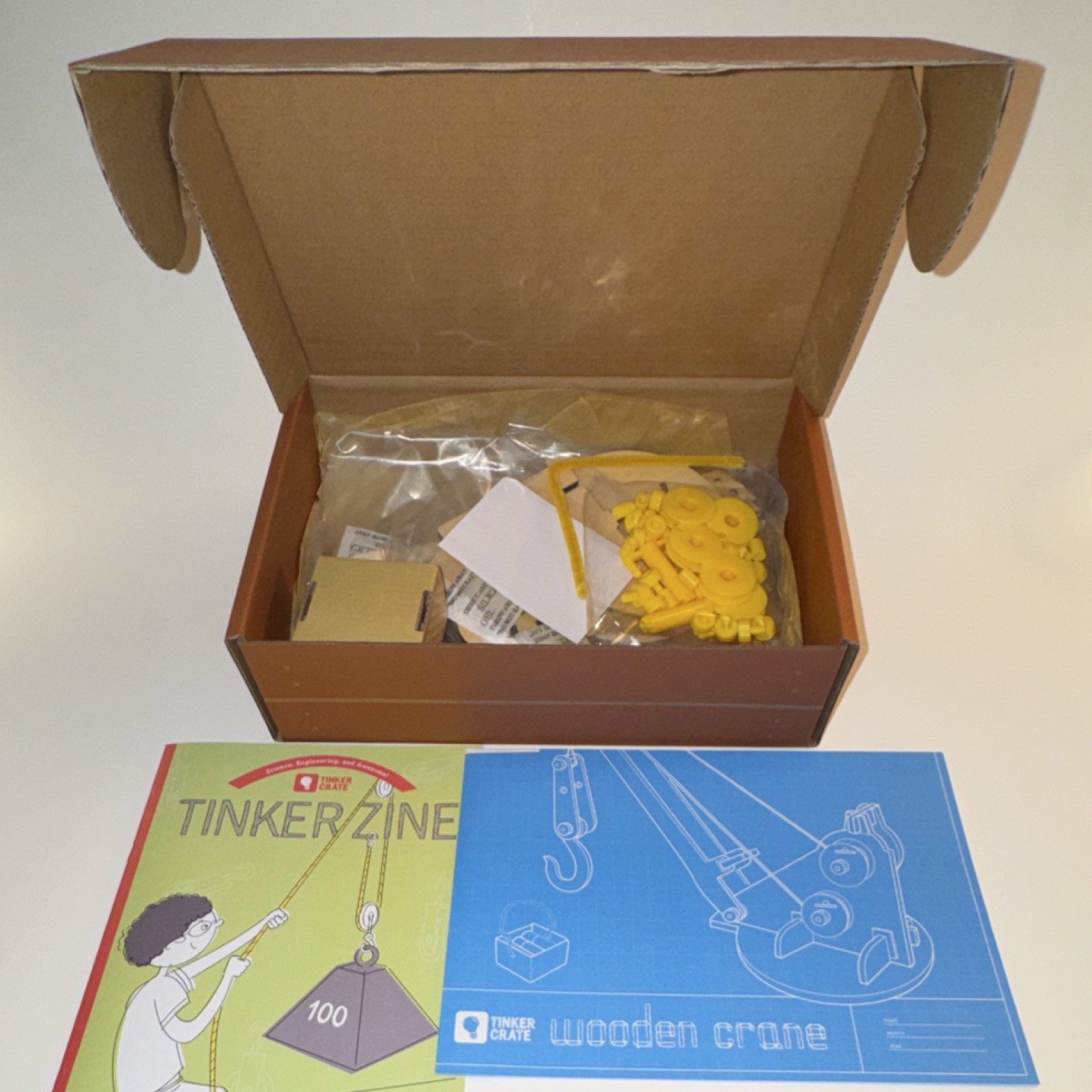 Wooden Crane Science Kit Ages 9+ Parts & Instructions KiwiCo Tinker Crate