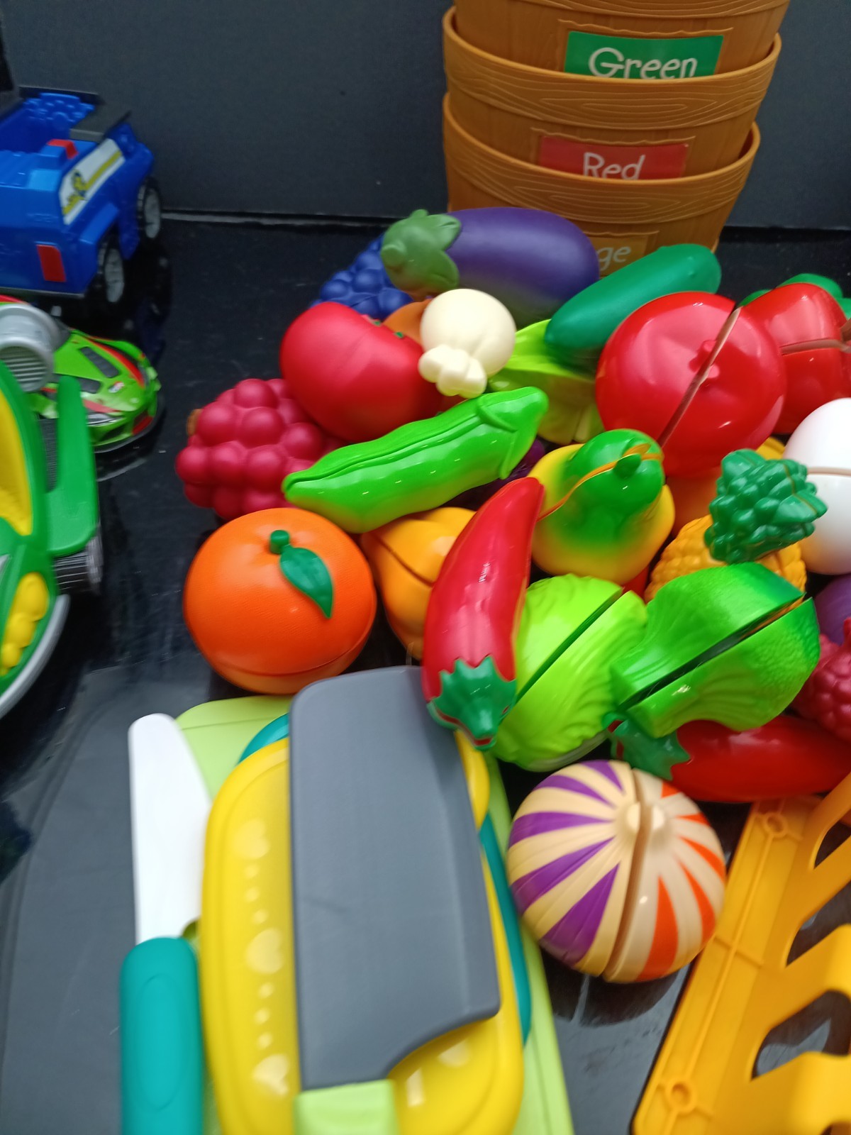 Huge Lot Of Learning Resources Farmers Market Fresh Picked Fruit & Vegies T2796