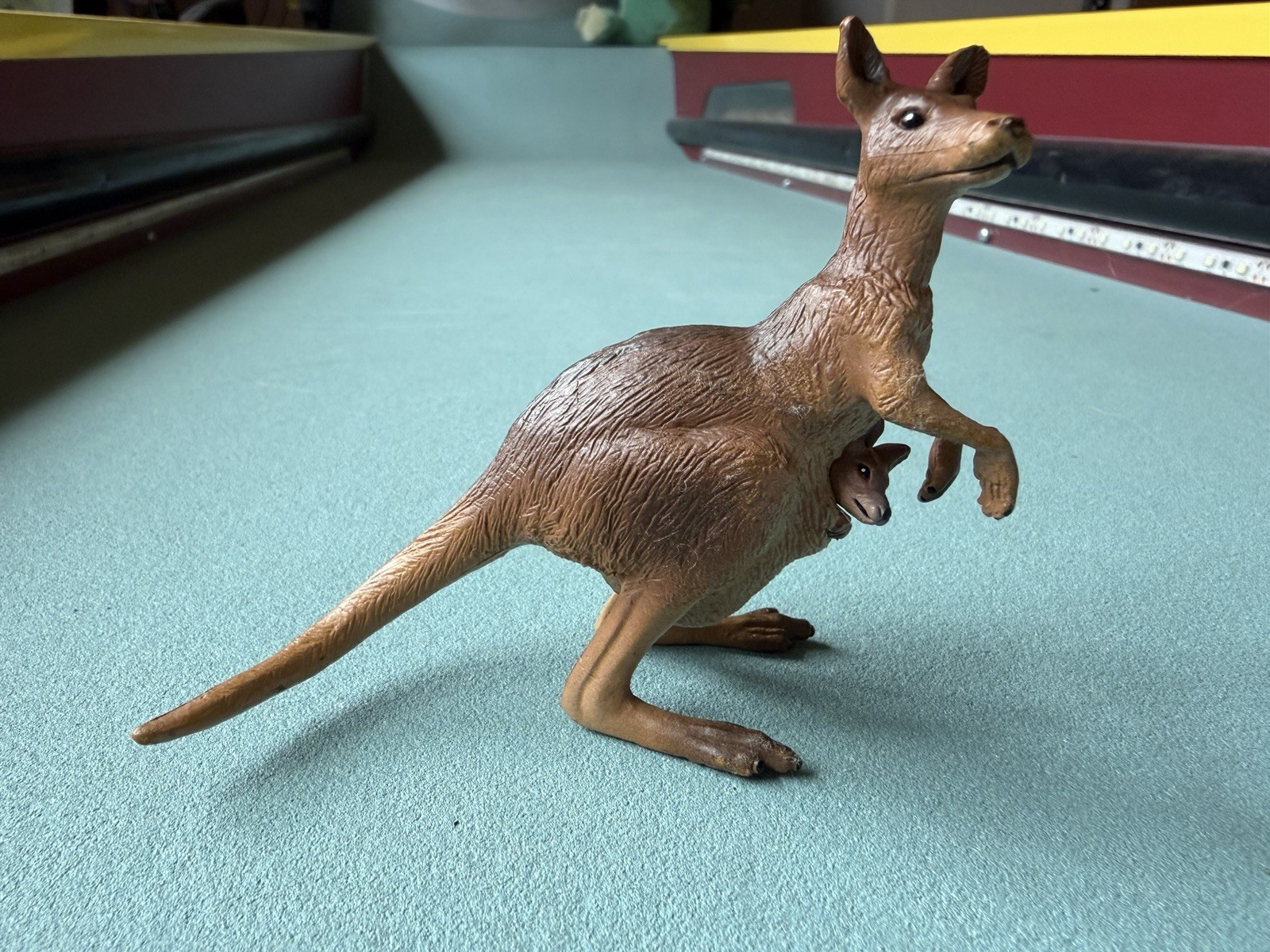PAPO Kangaroo Female Mom + Baby Joey Wild Animal Kingdom 2003 Toy Figure Retired