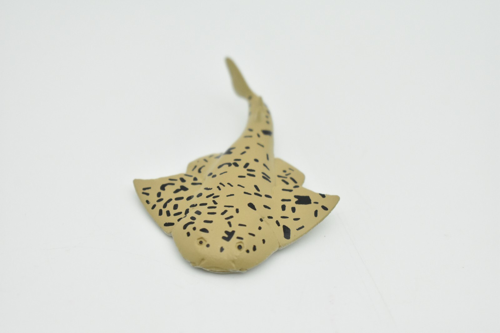Angel Shark, Very Nice Plastic Replica 3″ F1008 B118