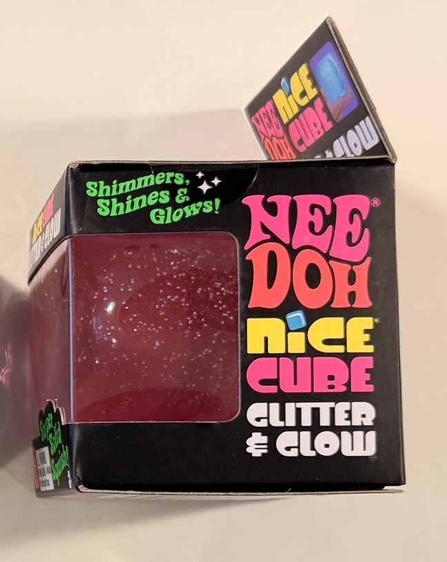 2 New NeeDoh – Nice Cube “Glitter & Glow” 2 available