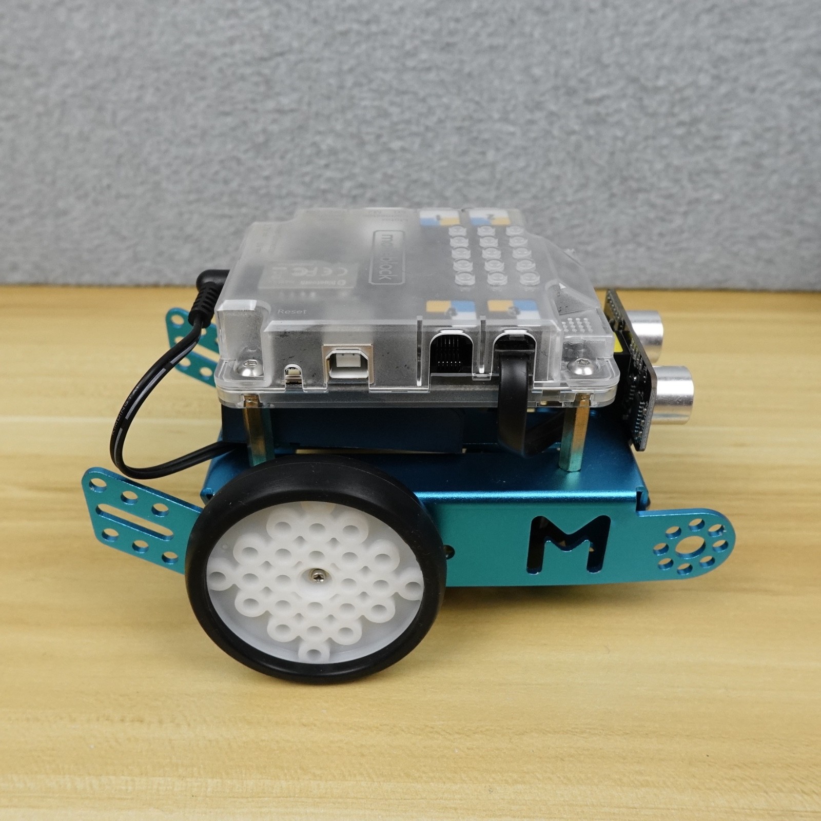 Makeblock mBot V1.2 Bluetooth STEM Robot Kit Blue P1050017 | Educational Coding
