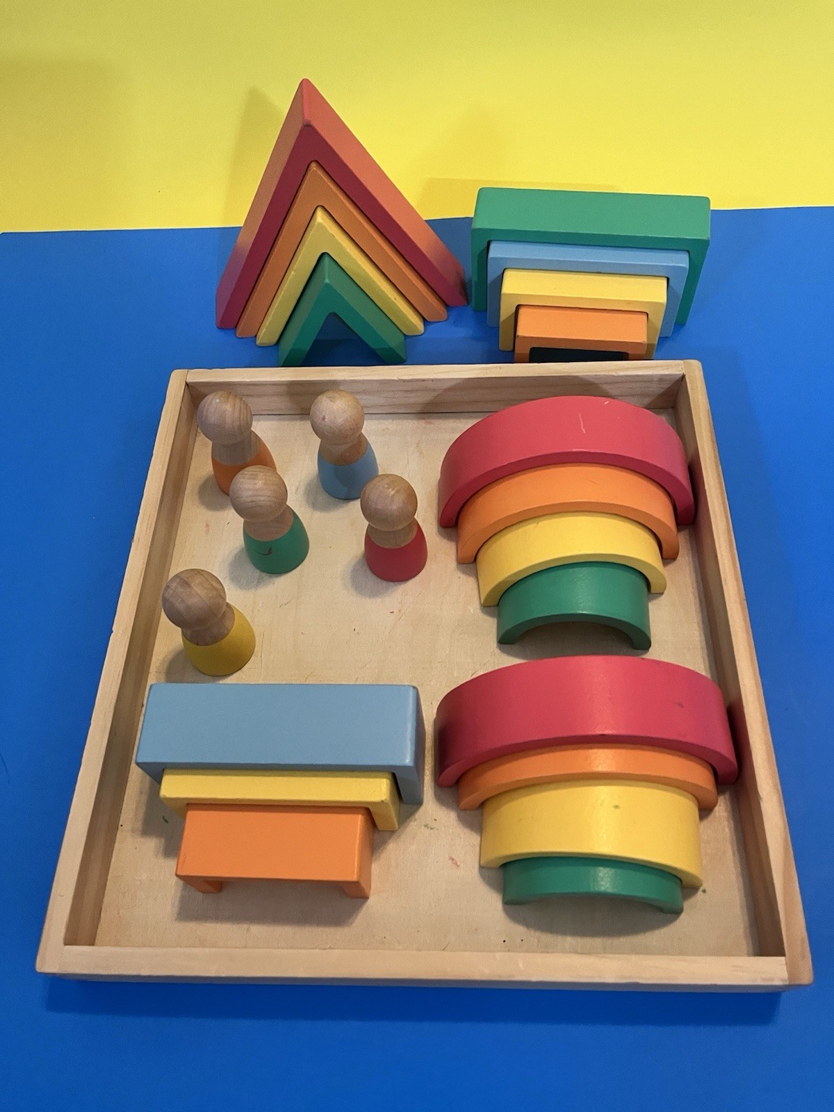 Montessori Rainbow Building Blocks And Little People