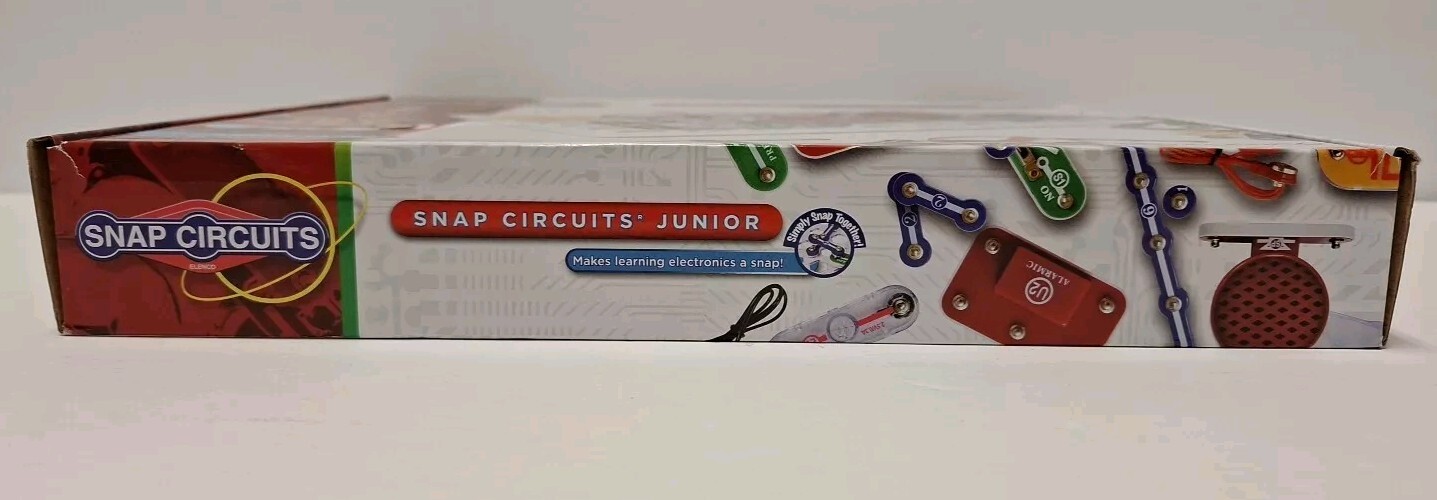 Snap Circuits Jr. SC-100 Electronics Discovery Kit – Ages 8 And Up – NEW