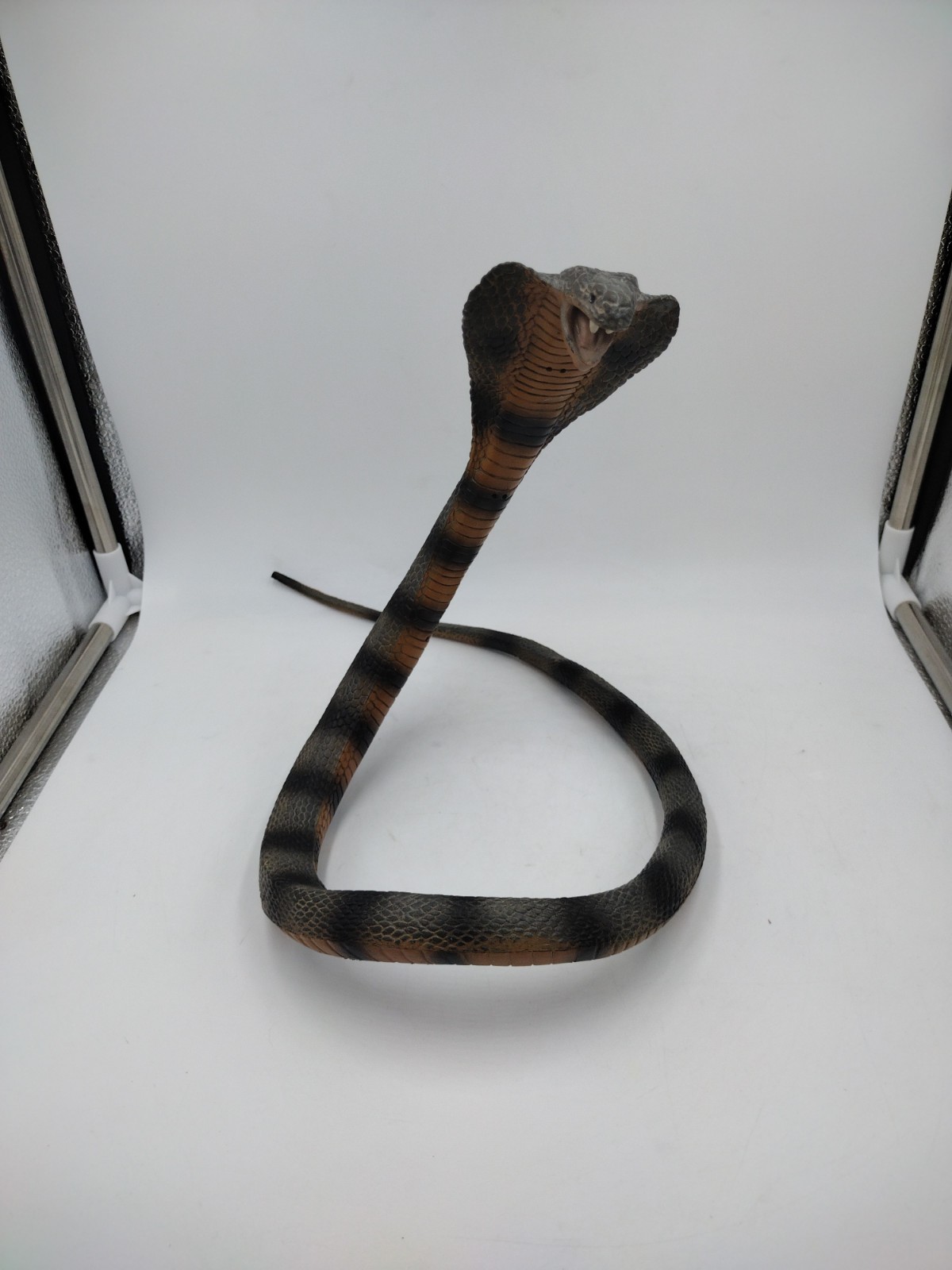 Safari Ltd. Cobra Snake Figure Bendable 34″ Realistic Reptile Vintage 1998 Toy