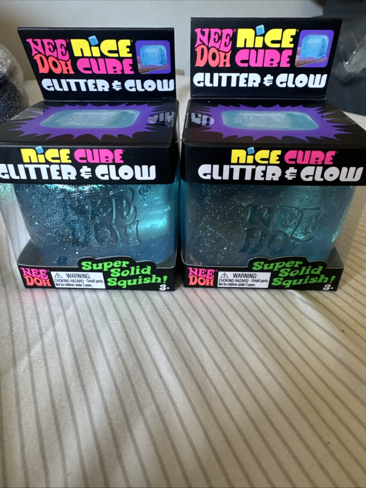 NEEDOH NICE CUBE GLITTER AND GLOW BLUE