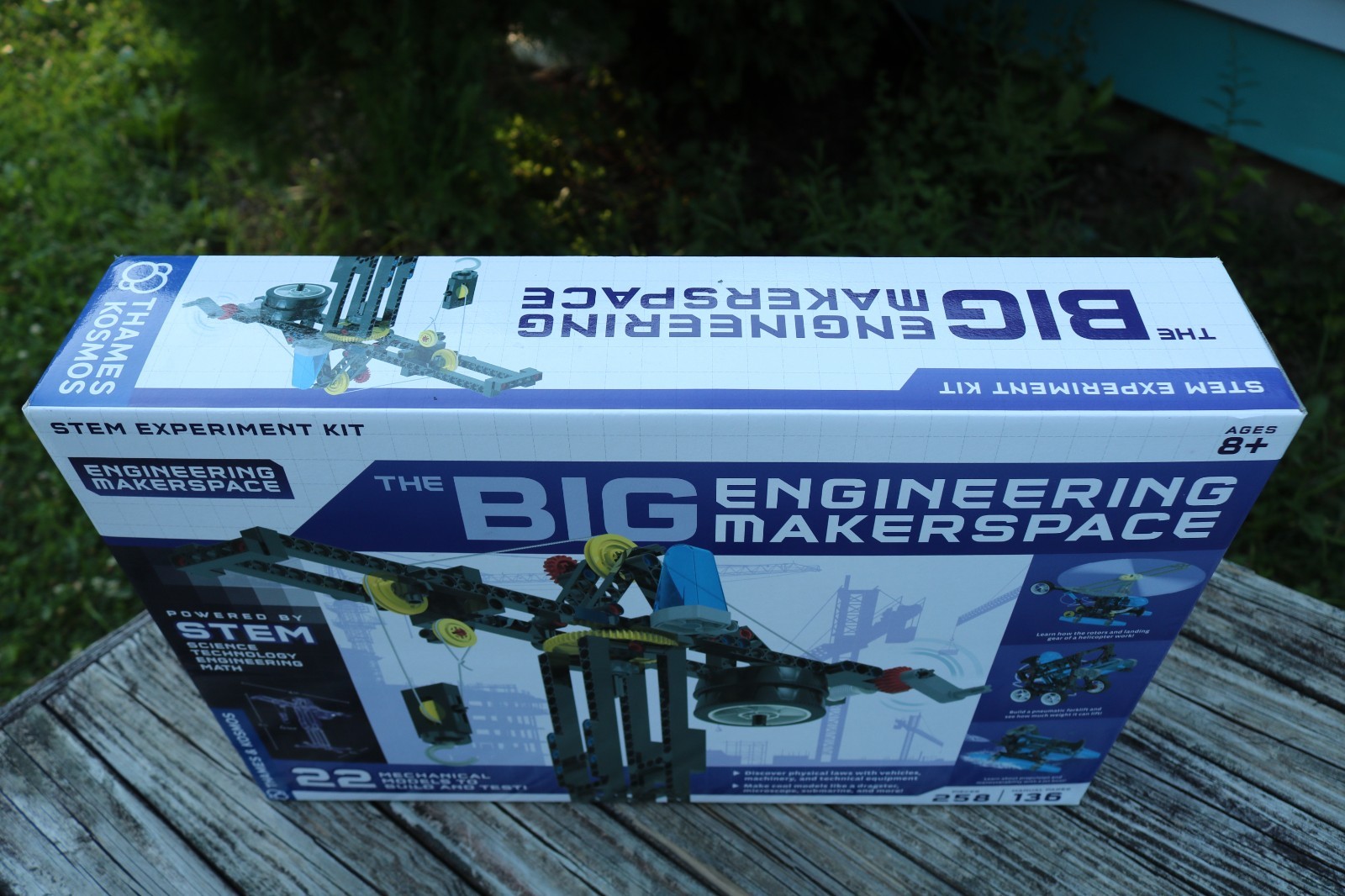 Thames & Kosmos The Big Engineering Makerspace Kit New STEM Physics THK628154