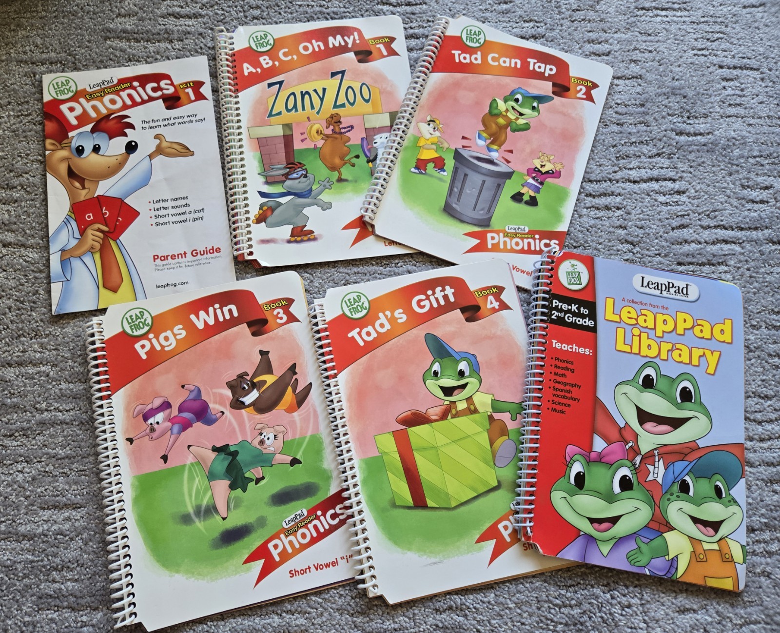 Leapfrog LeapPad Learning 2001 System W/Carry Bag Plus Five Books With Cartridge