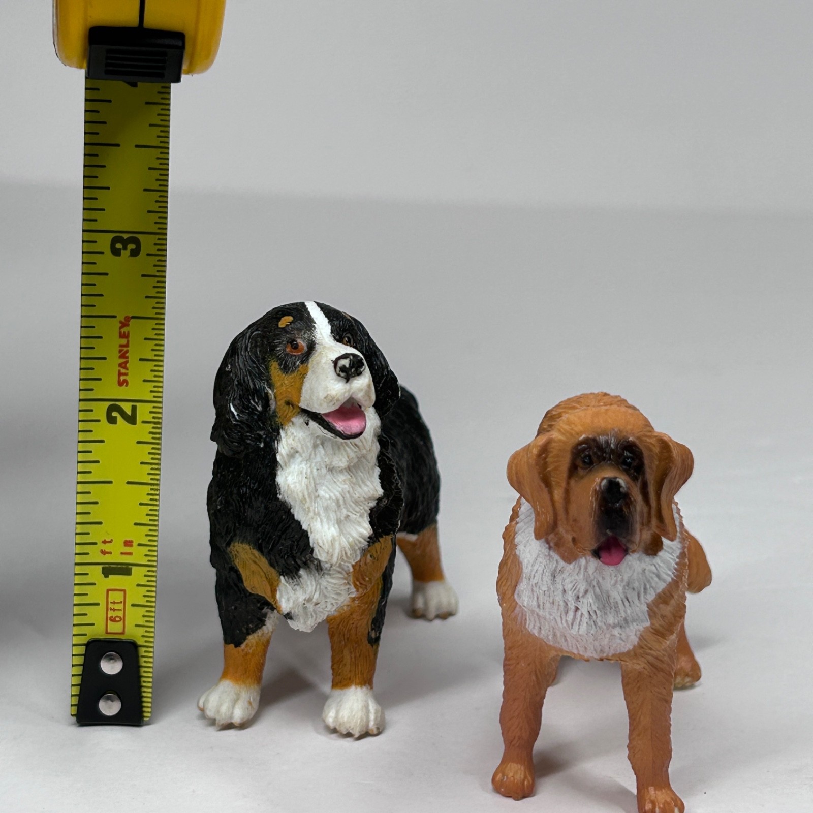 6 PCS Dog Figures Toy Set, Miniature Plastic Realistic Assorted Dollhouse Puppy