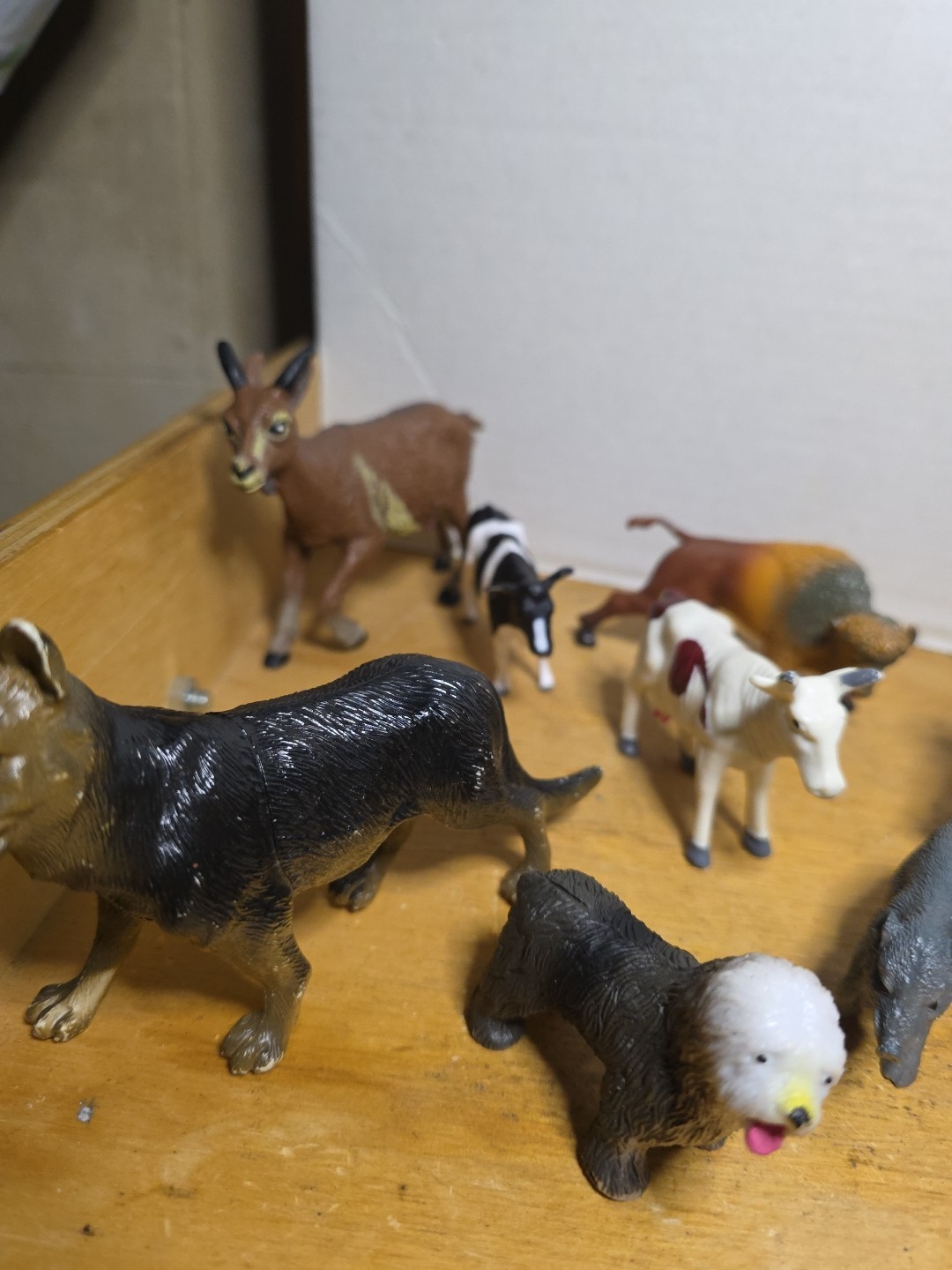 Assorted Lot 12 plastic Animals Farm Toys Figures Figurines Mixed Variety