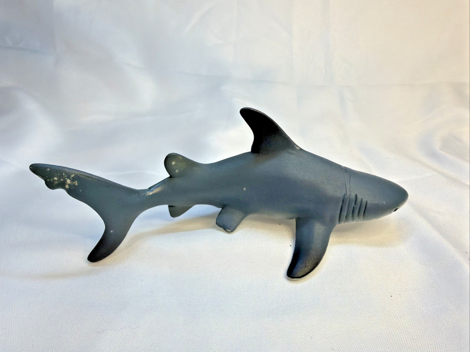 Lot of 4 Shark and 1 Whale Diorama or Plastic Educational Toy