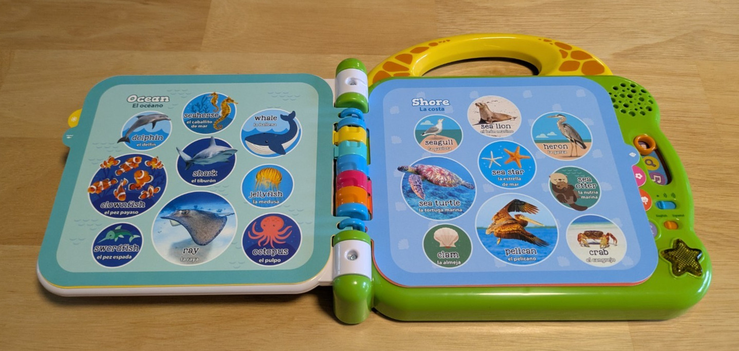 Leap Frog 100 Animals Book – Green Zoo Safari Woodland English/ Spanish speaking