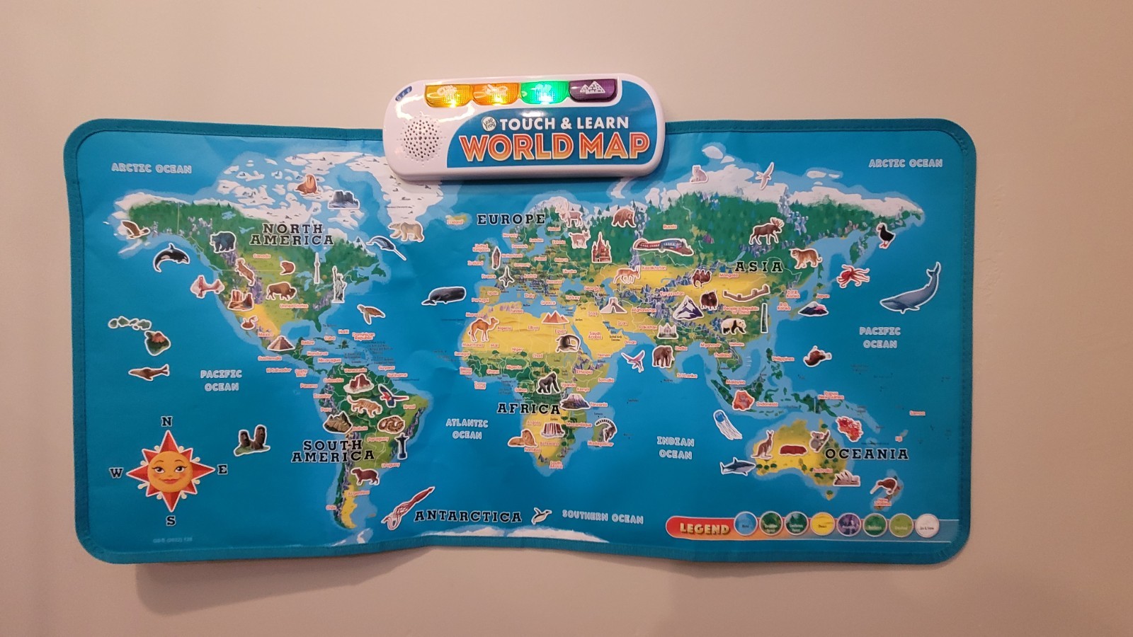 Leap Frog Interactive World Map Touch and Learn Slightly Used