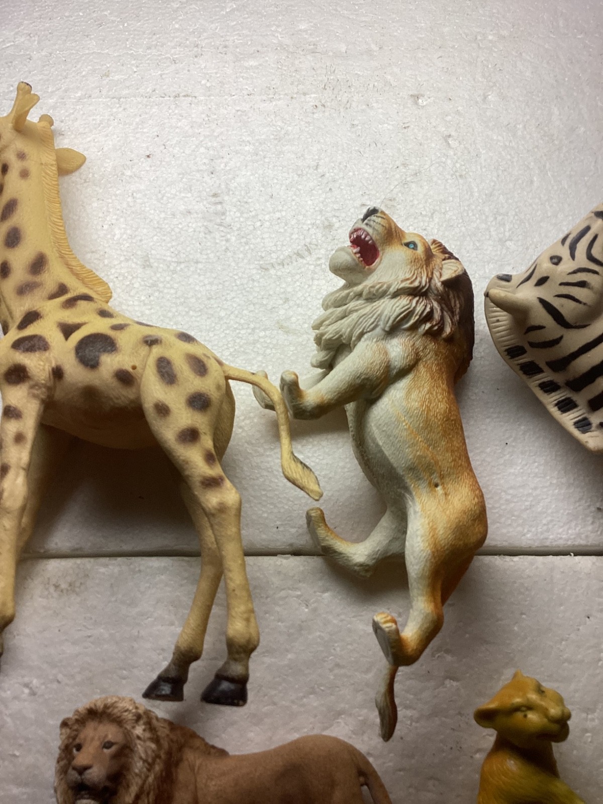 Vintage Mixed Plastic Safari Zoo Jungle Wild Animals Lot of 10.