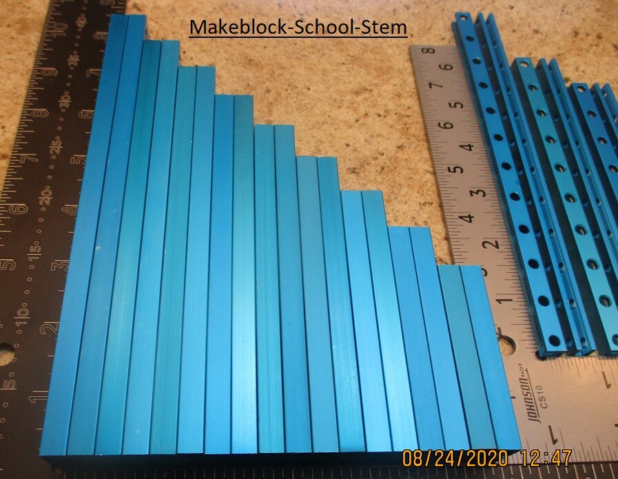 28 Total Makeblock Beams * (18) 0824 style Short & Medium Kit + (10) 0808 style