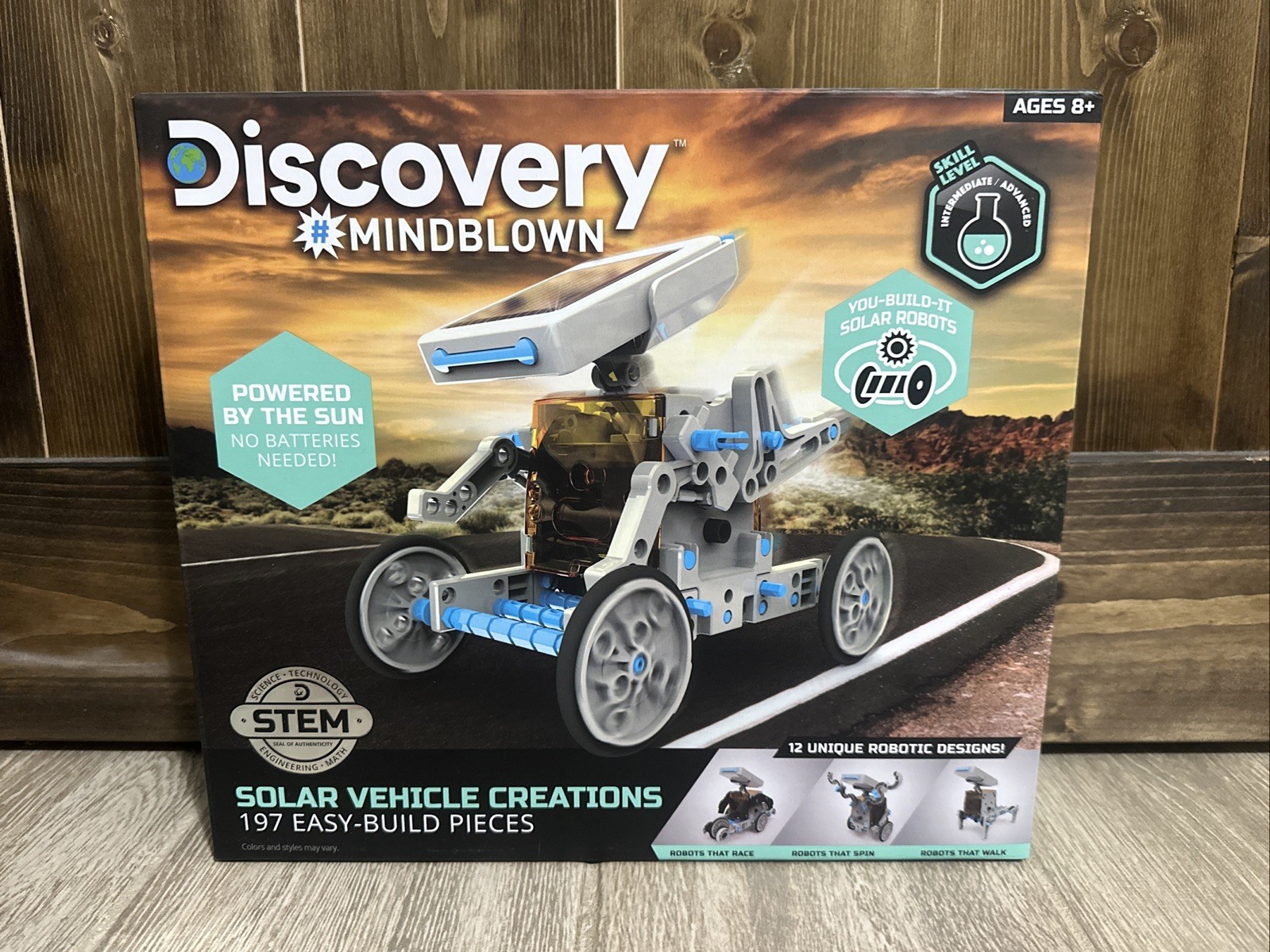 NEW Discovery Kids Mindblown STEM 12-in-1 Solar Robot 197-Piece Creation Kit