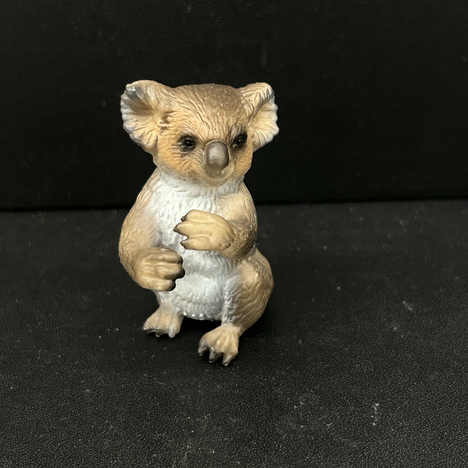 Schleich KOALA BEAR Adult 14303 Retired Figure 2001 Australia Wildlife Animal