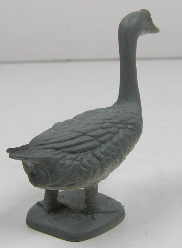 Unbranded Gray Goose 1.75″ Tall Plastic Animal Toy Figure