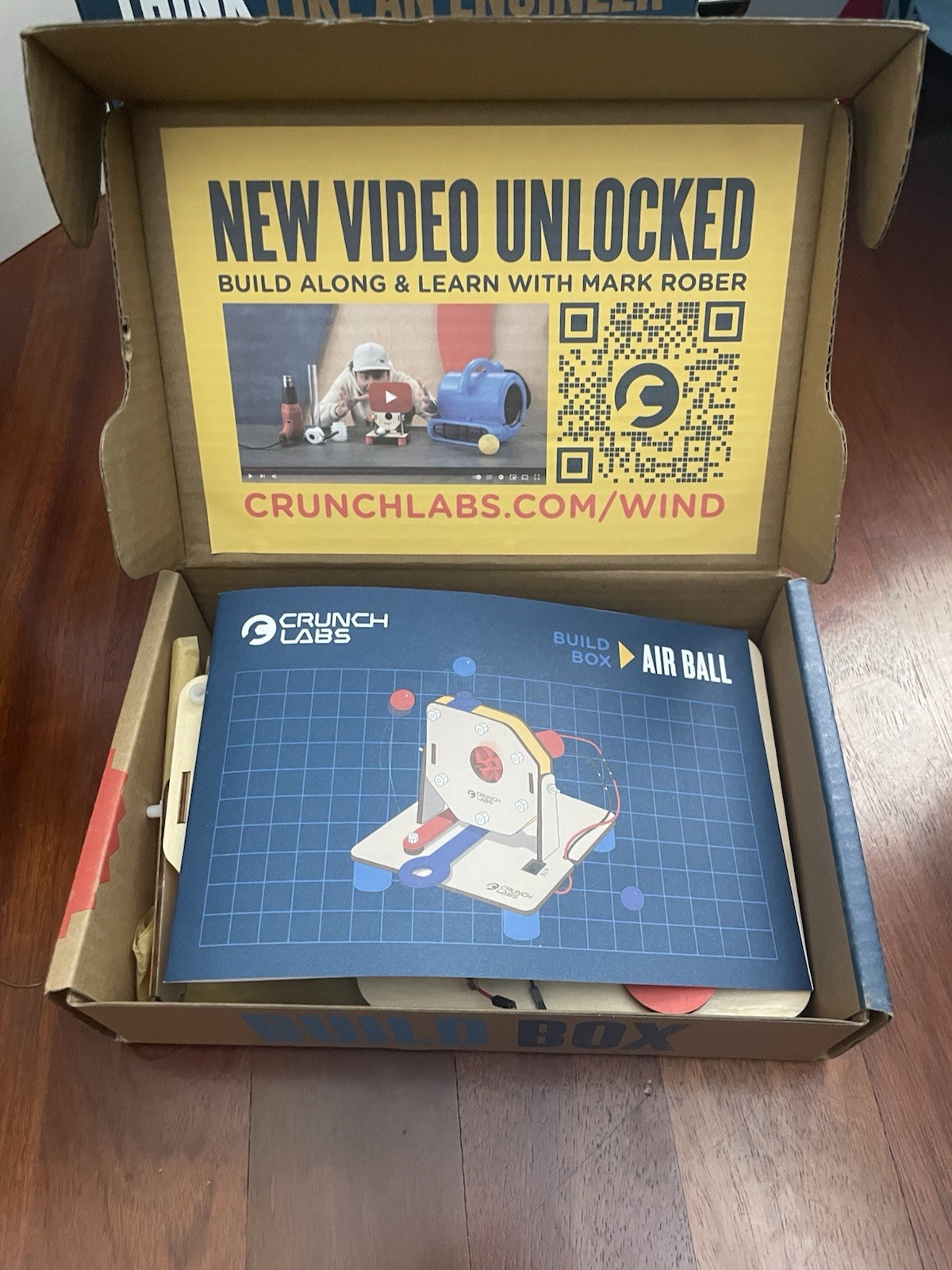 Pre-built – CrunchLabs Air Ball Box 10 – READ DESCRIPTION