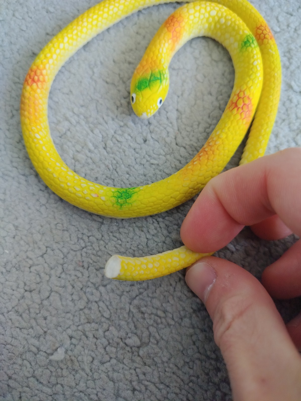 Rubber Yellow Scary Toy Snake Rainforest Animal 22″ Prop