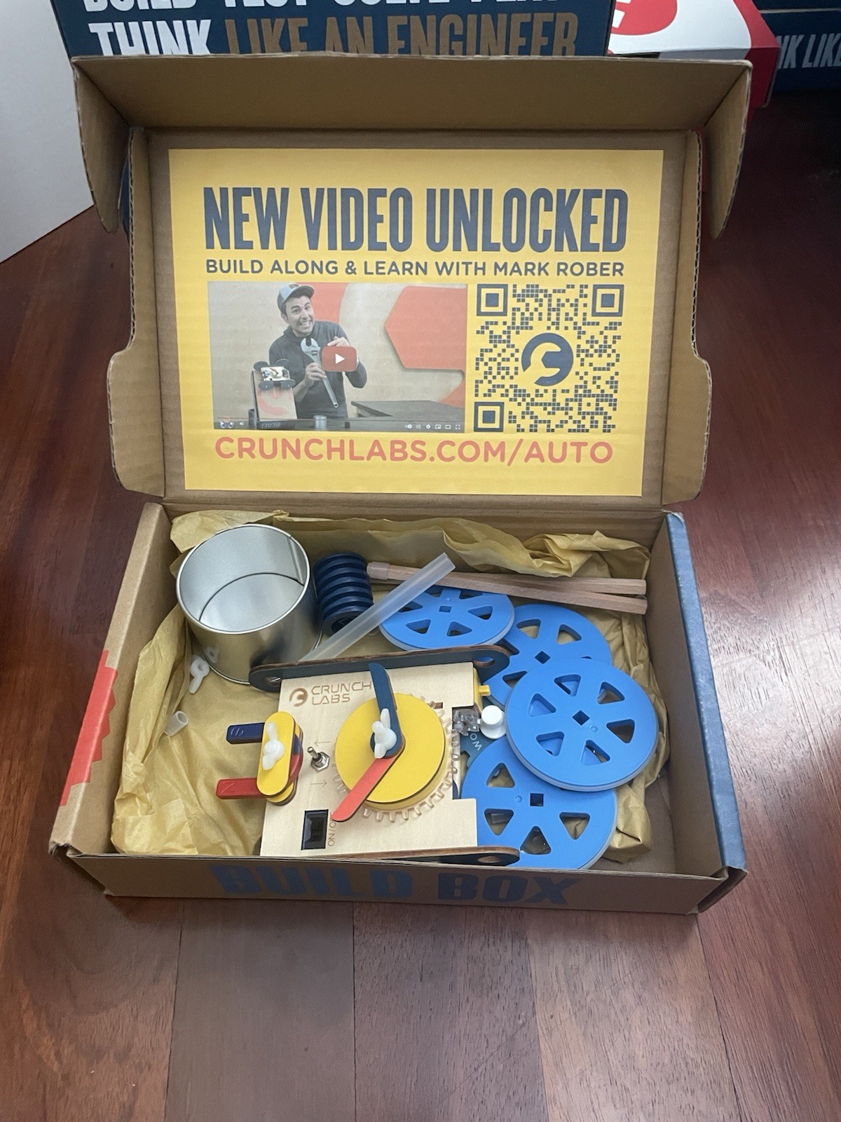 Pre-built – CrunchLabs Boomerang Car Box 8 – READ DESCRIPTION