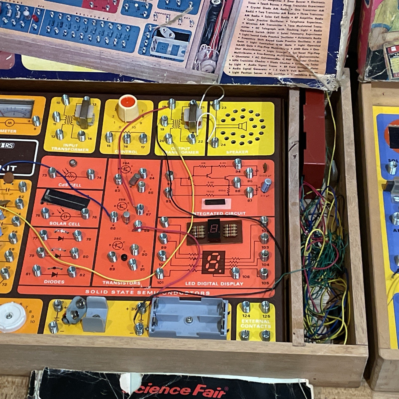 Radio Shack Tandy Science Fair 150 In 1 Electronic Project Kit 1976 AS-IS UNTEST