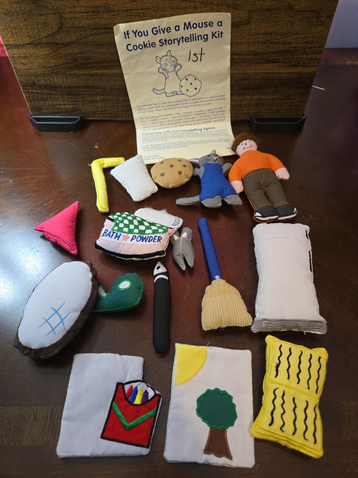 Lakeshore Story Telling kit 1998 If You Give A Mouse A Cookie