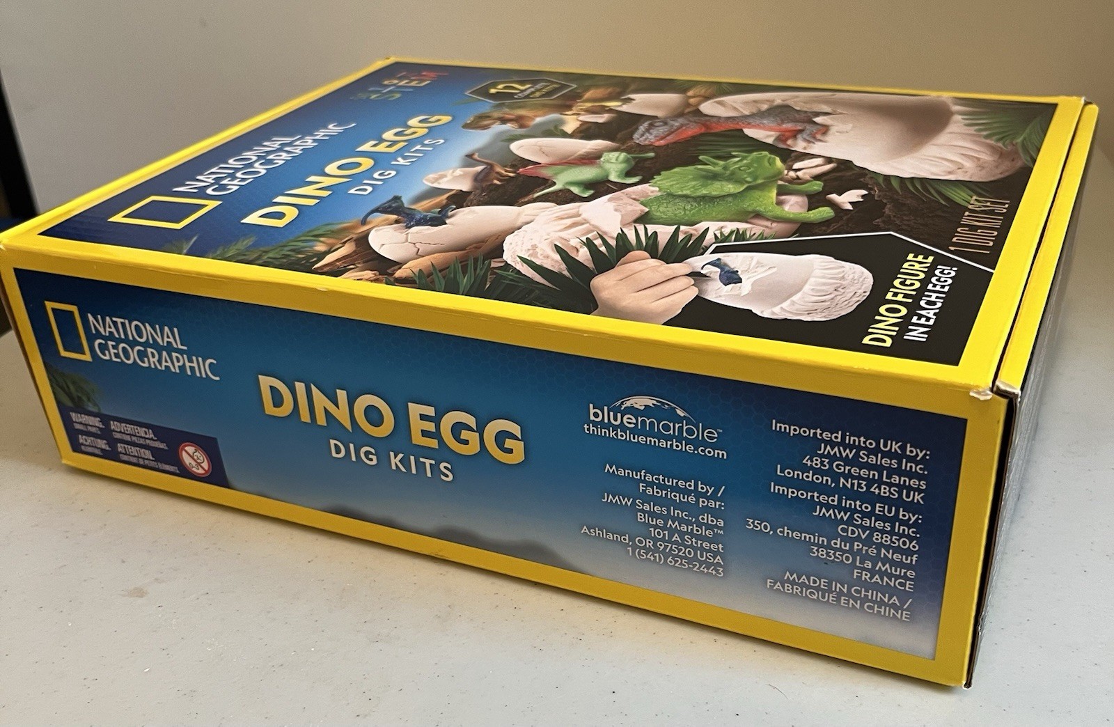 New! National Geographic Dino Dig Kit Educational Science Toy Ages 8 and Up