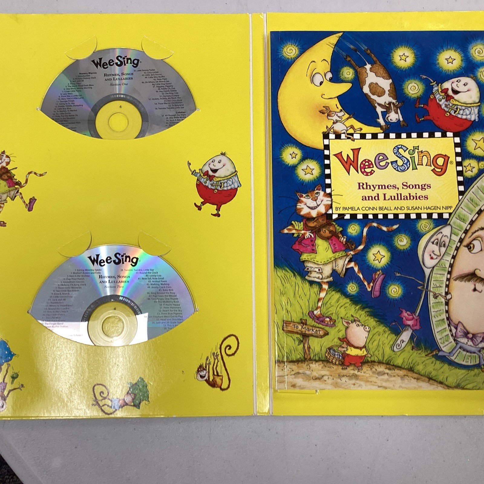 Wee Sing Books & CD Collection 2 books, 4 CD’s, Over 250 Children Songs