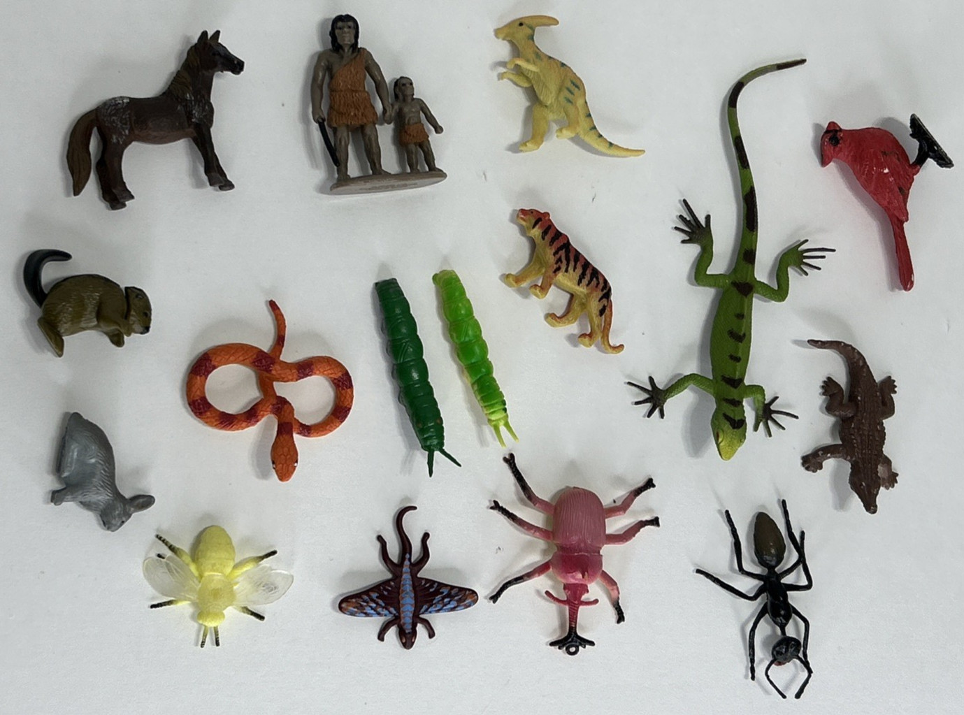 16 pc Lot Realistic Plastic Animals Bugs Insects Figurine Figure Toy Dino Tiger