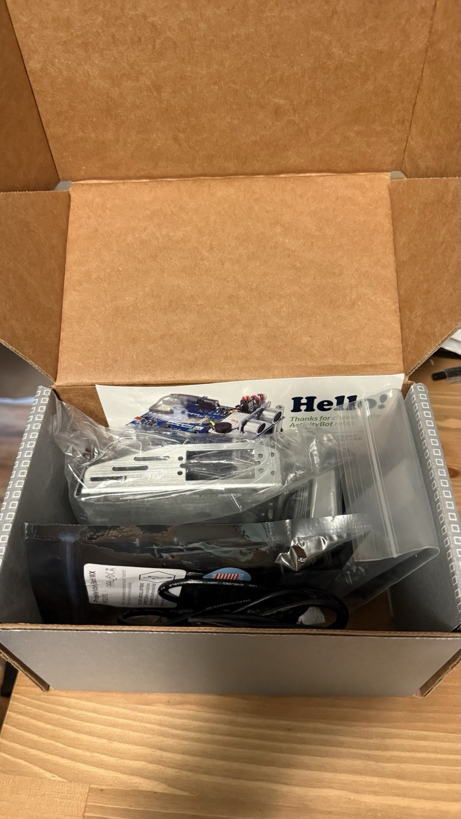 ActivityBot robot kit 32500 By parallax NEW