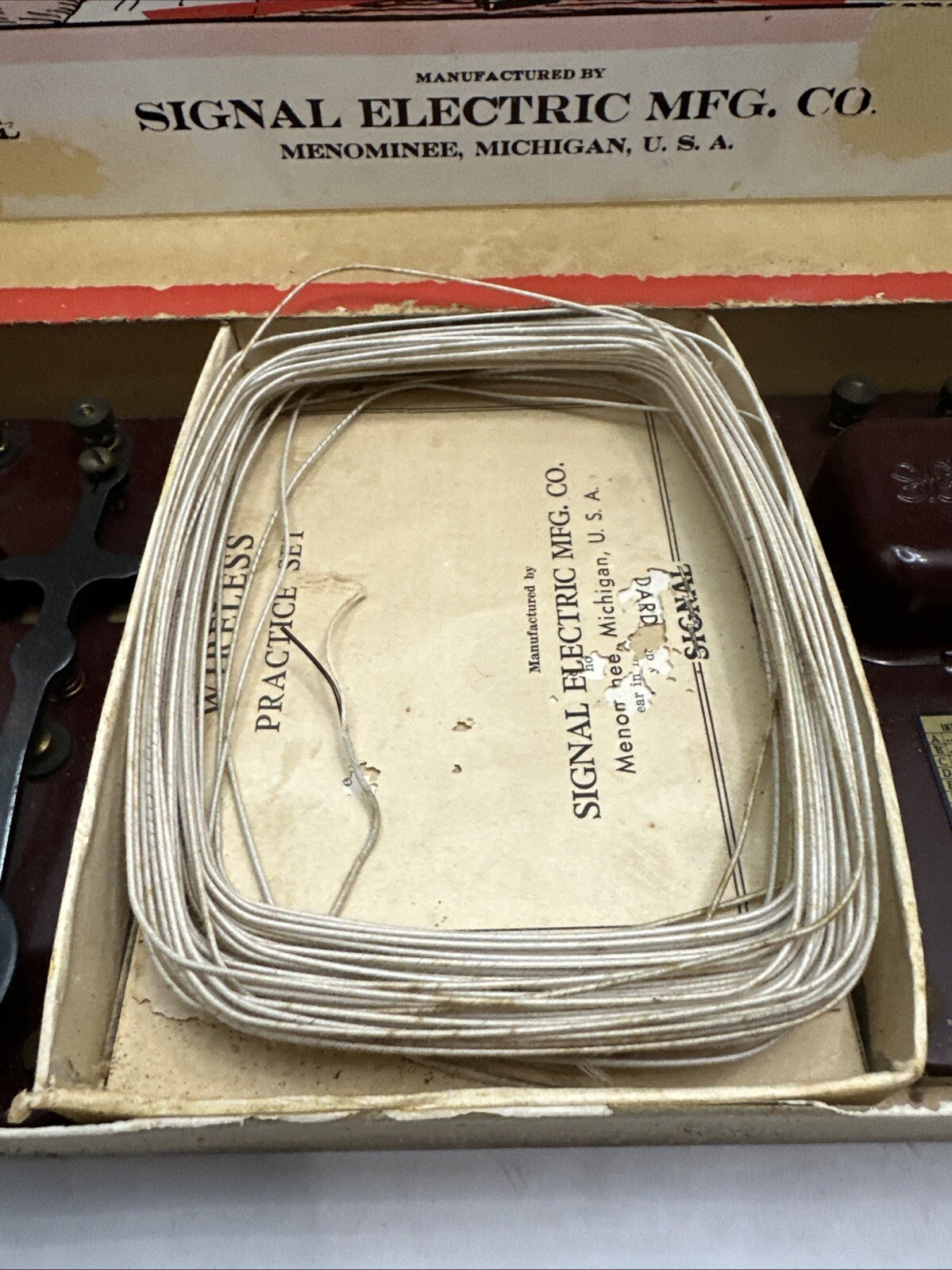 1930’s R-70 Model Signa Jr. Twin Wireless by Signal Electric Mfg. Co. Complete