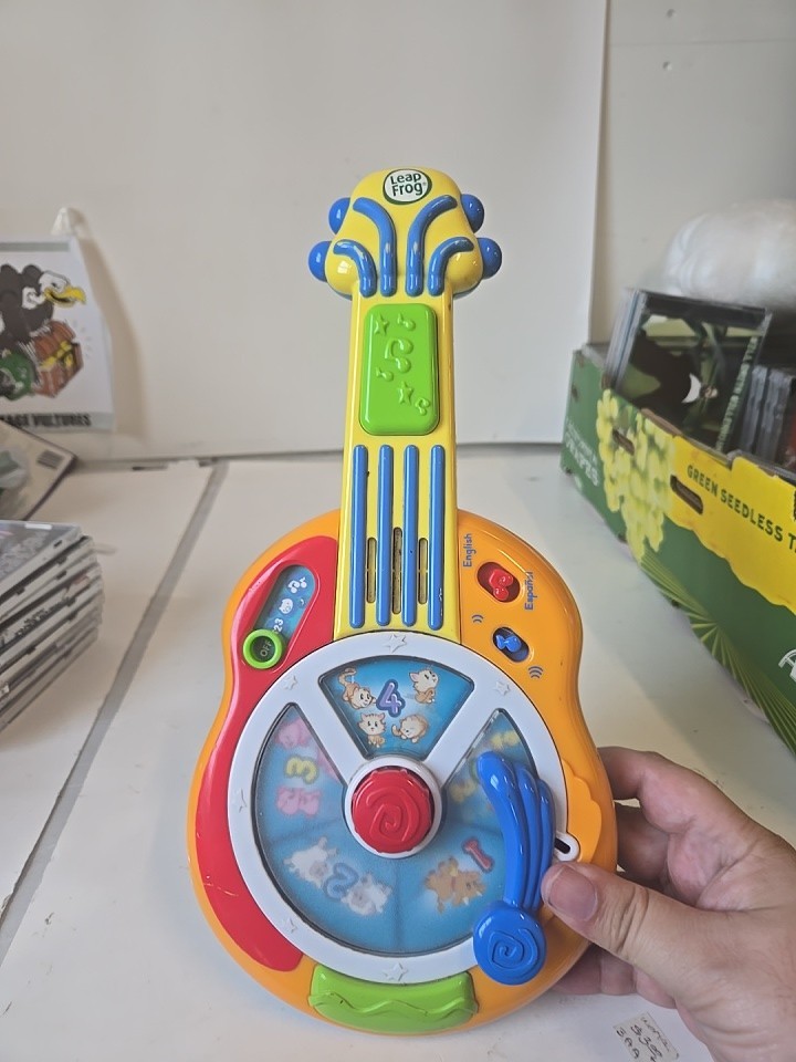 Leap Frog Learn & Groove Toy Guitar Musical Sound English Spanish Testd Works Gk